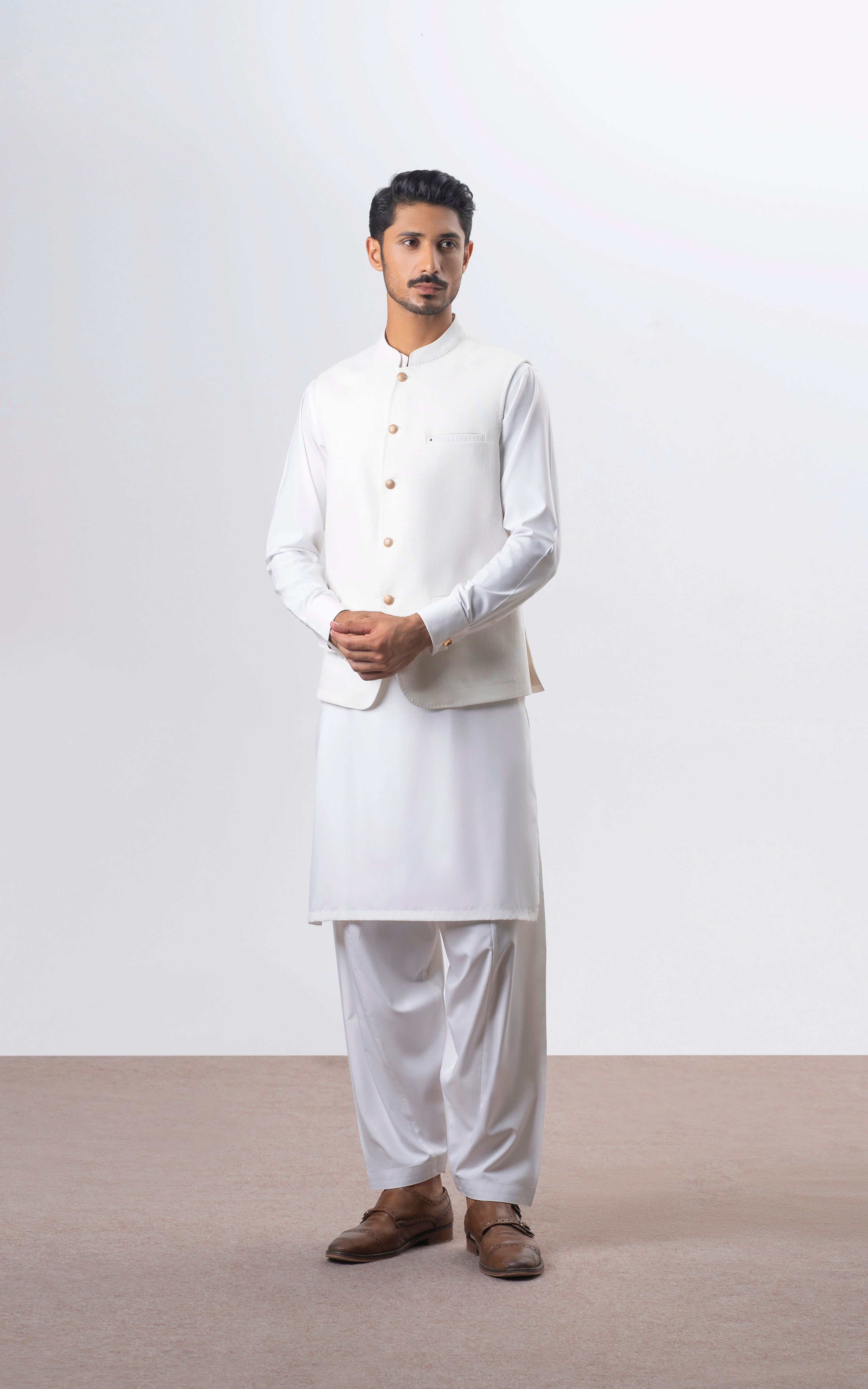 BLENDED TEXTURED WAISTCOAT | PREMIUM COLLECTION OFF WHITE