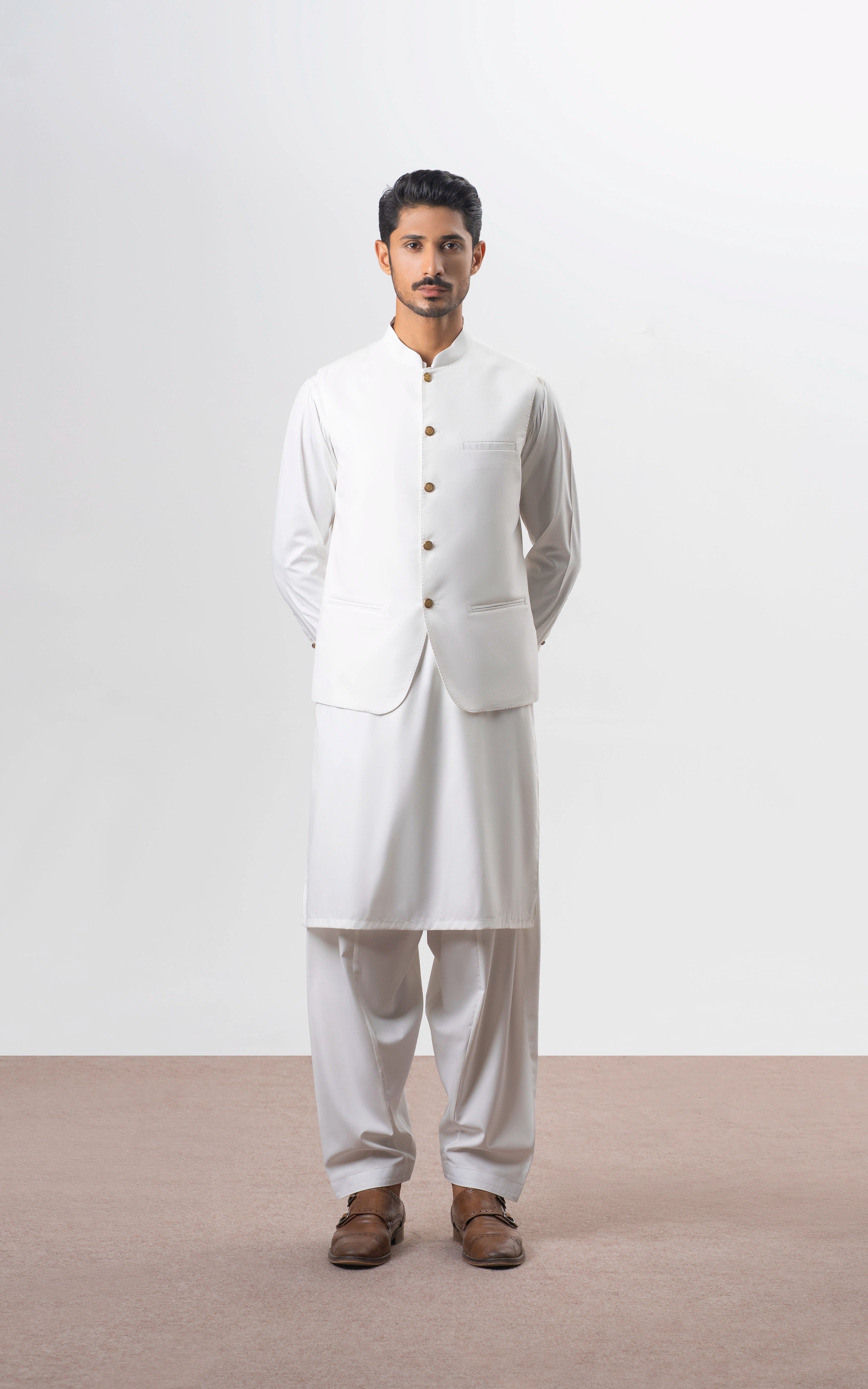 BLENDED TEXTURED WAISTCOAT | SIGNATURE COLLECTION OFF WHITE