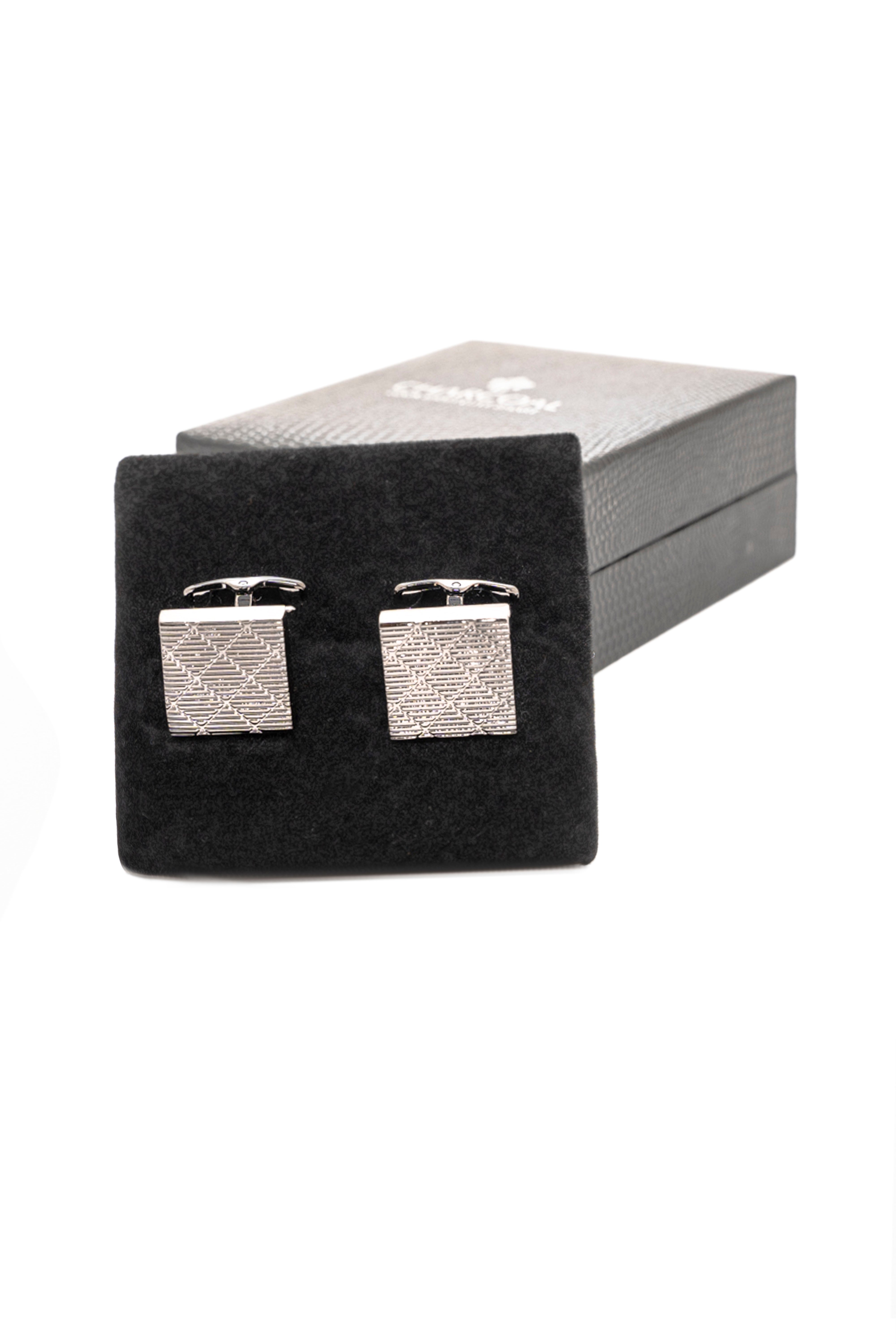 CUFFLINKS