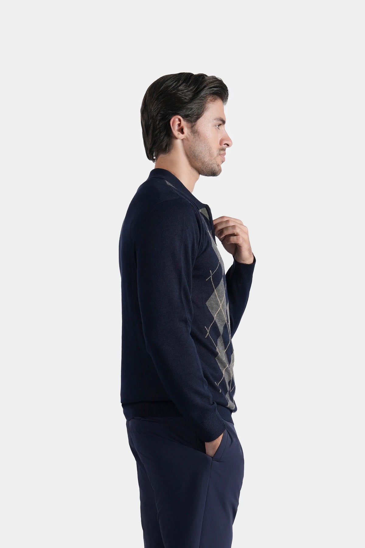 Navy long-sleeve knitted sweater with argyle diamond front panel