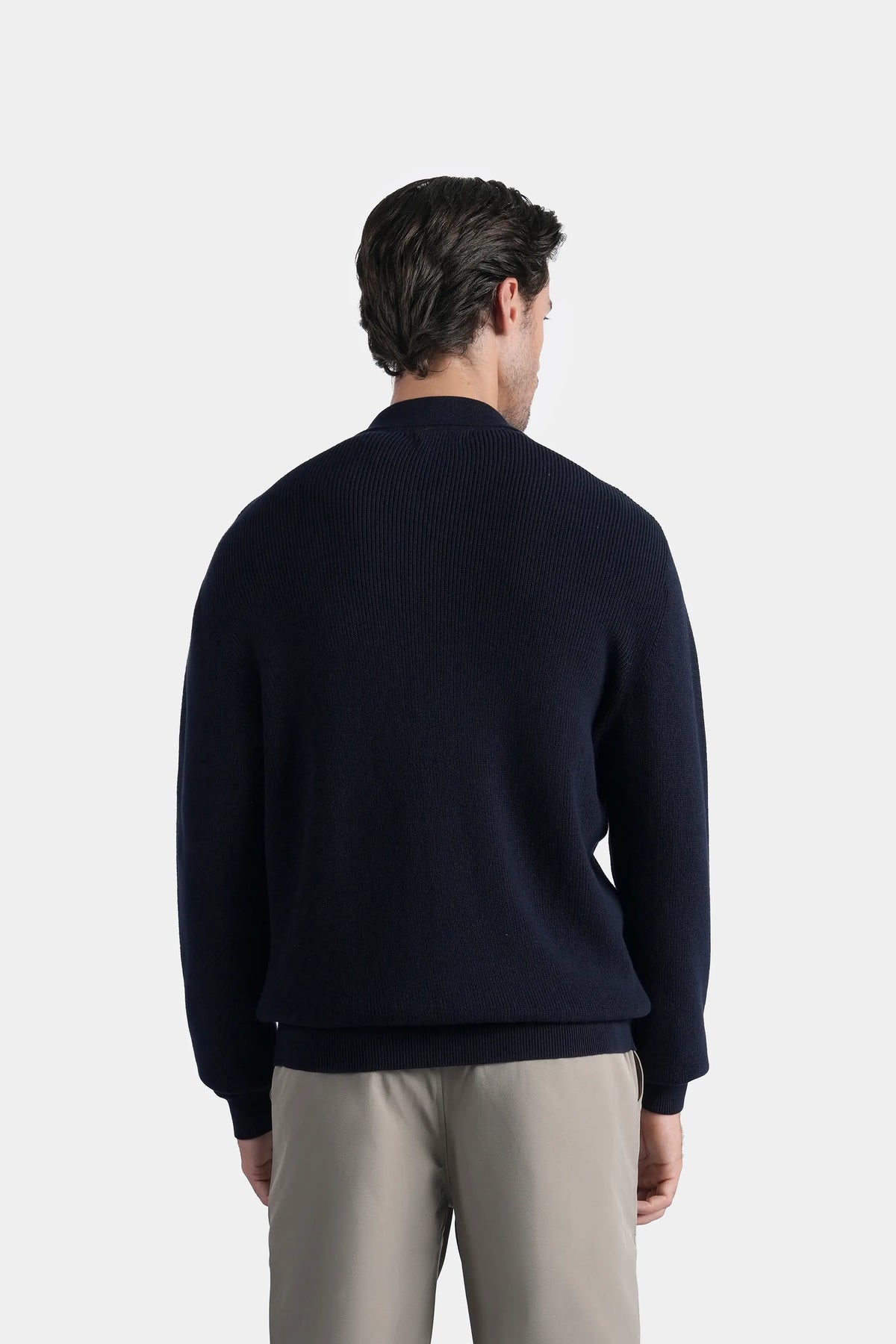Navy knitted cardigan, back view, long sleeves, button-front