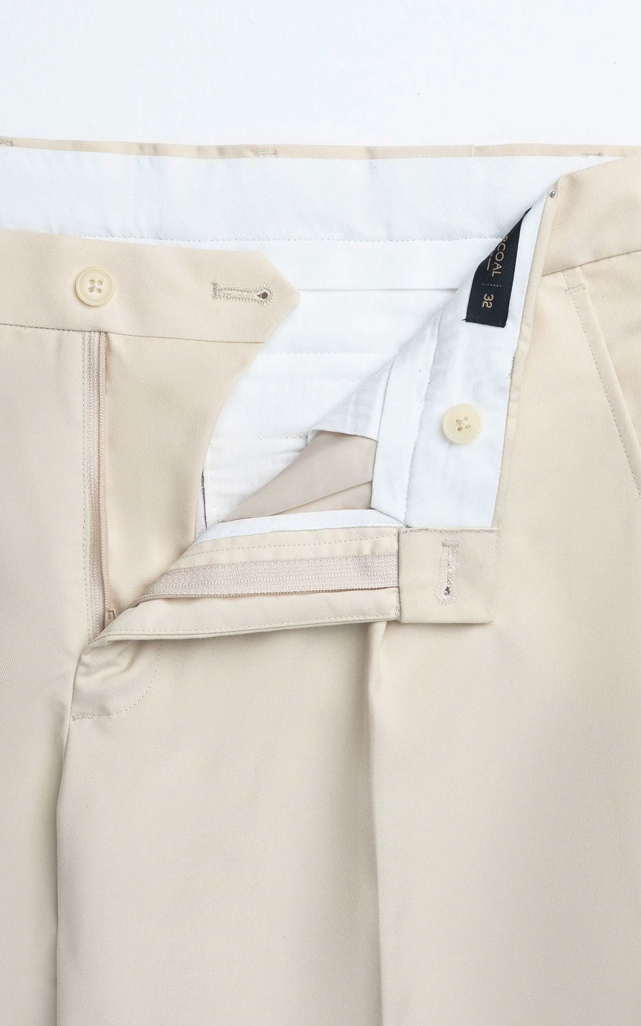 Adjustable Pleated Pant Off white