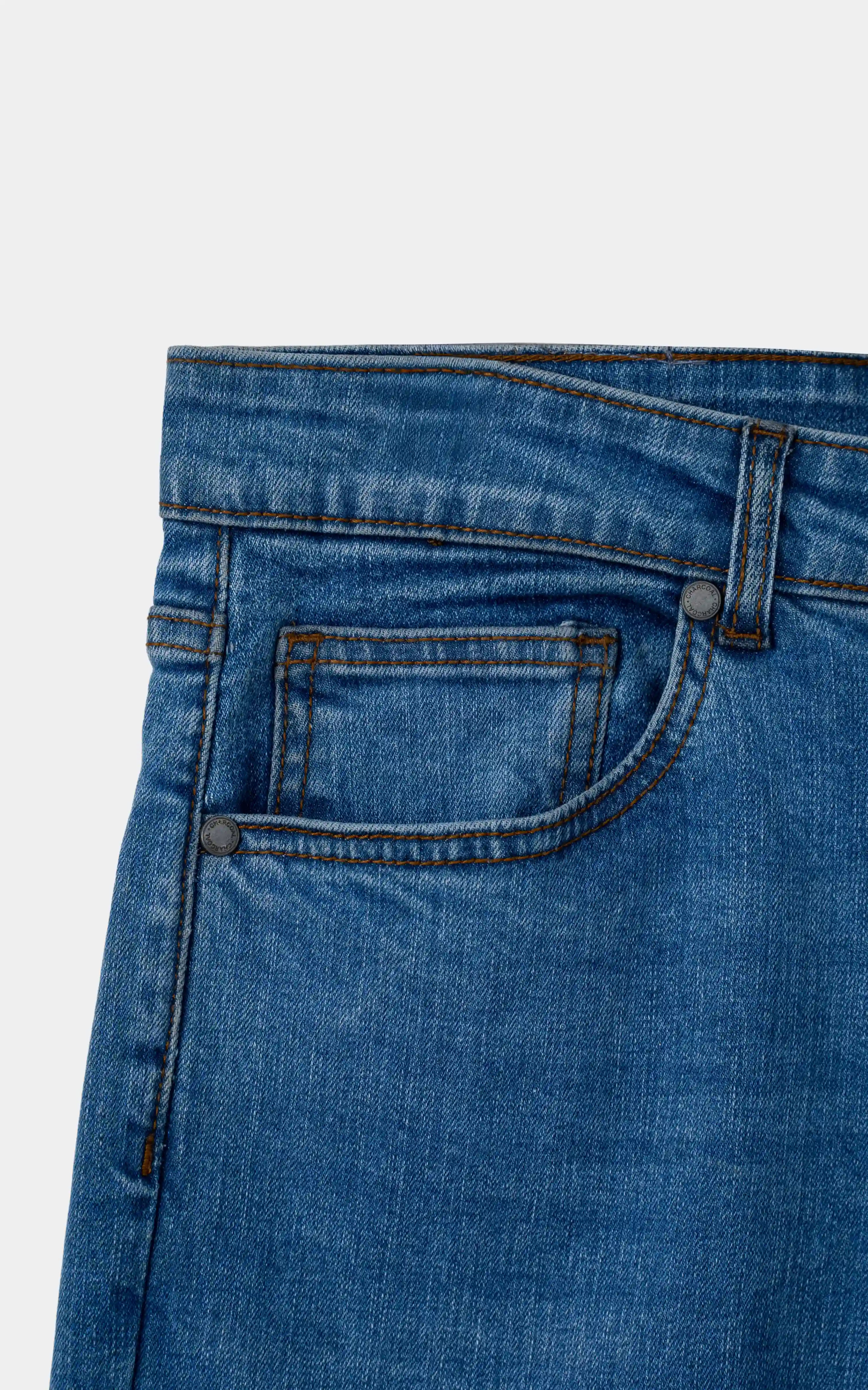 STRAIGHT FIT JEAN LIGHT BLUE