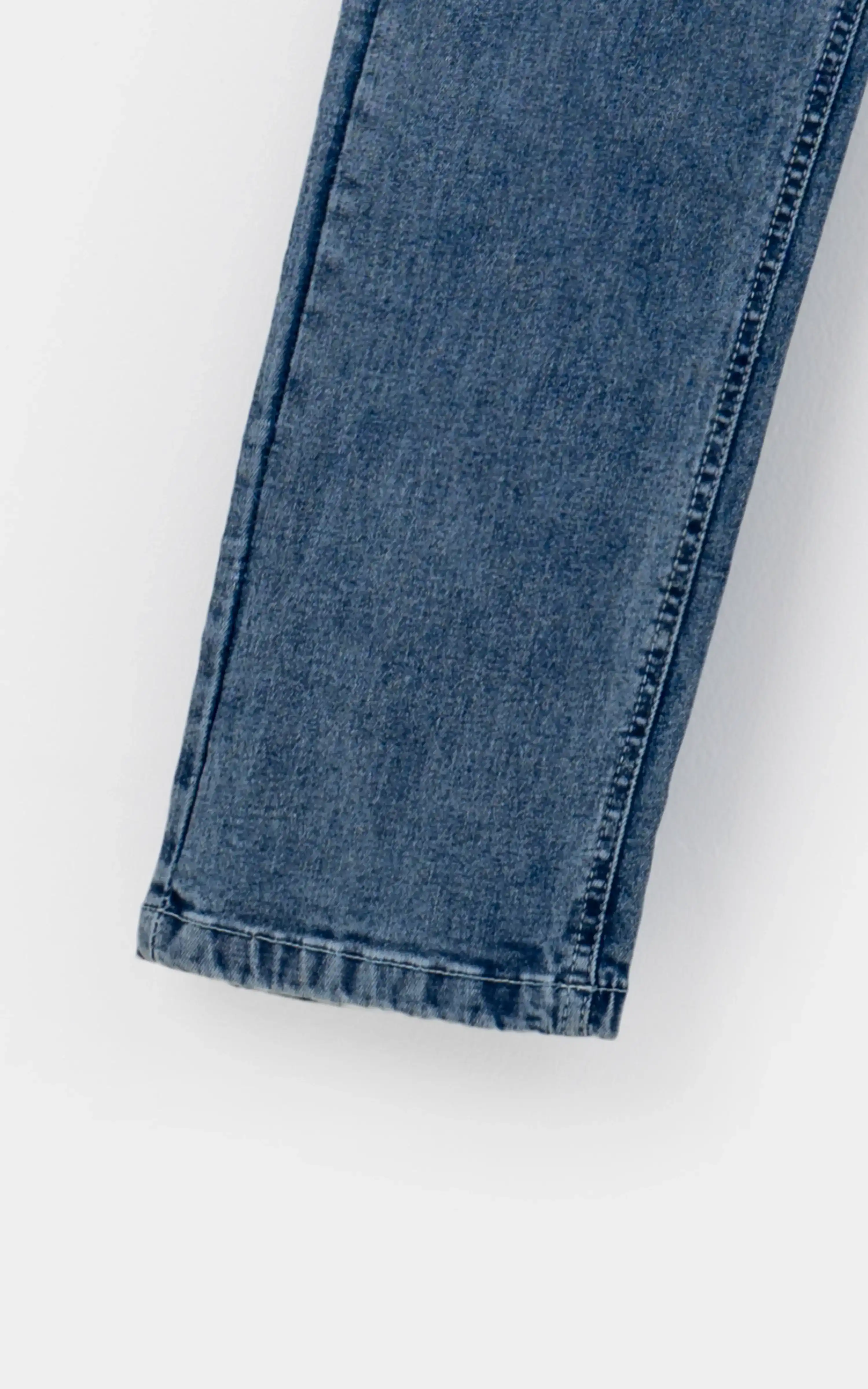 SLIM FIT JEAN LIGHT BLUE