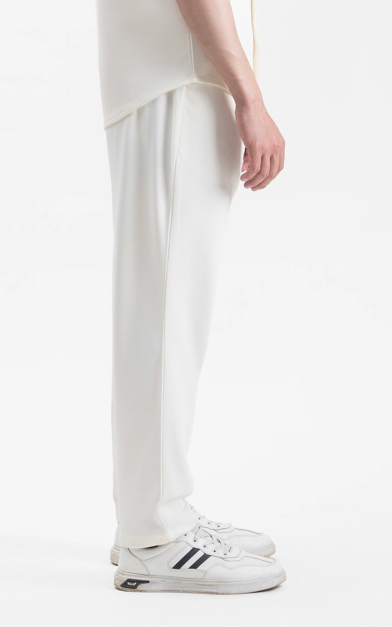 CASUAL TROUSER RELAX FIT OFF WHITE