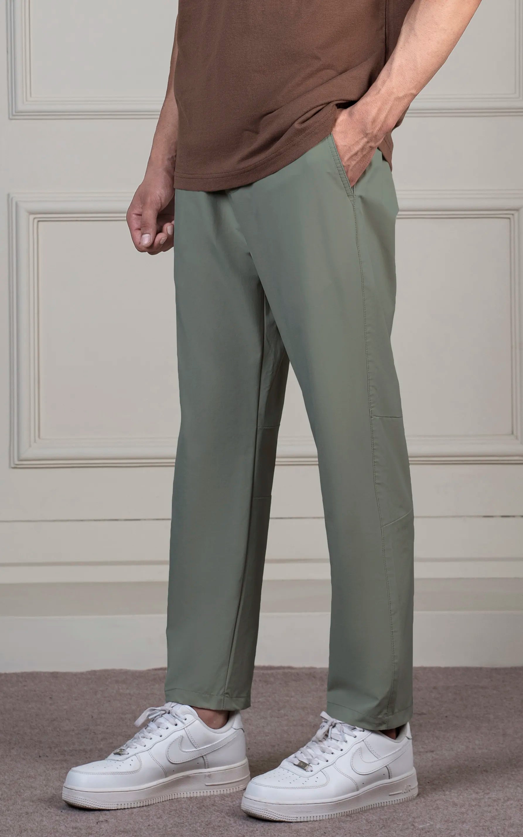 SMART FIT JOGGER TROUSER OLIVE