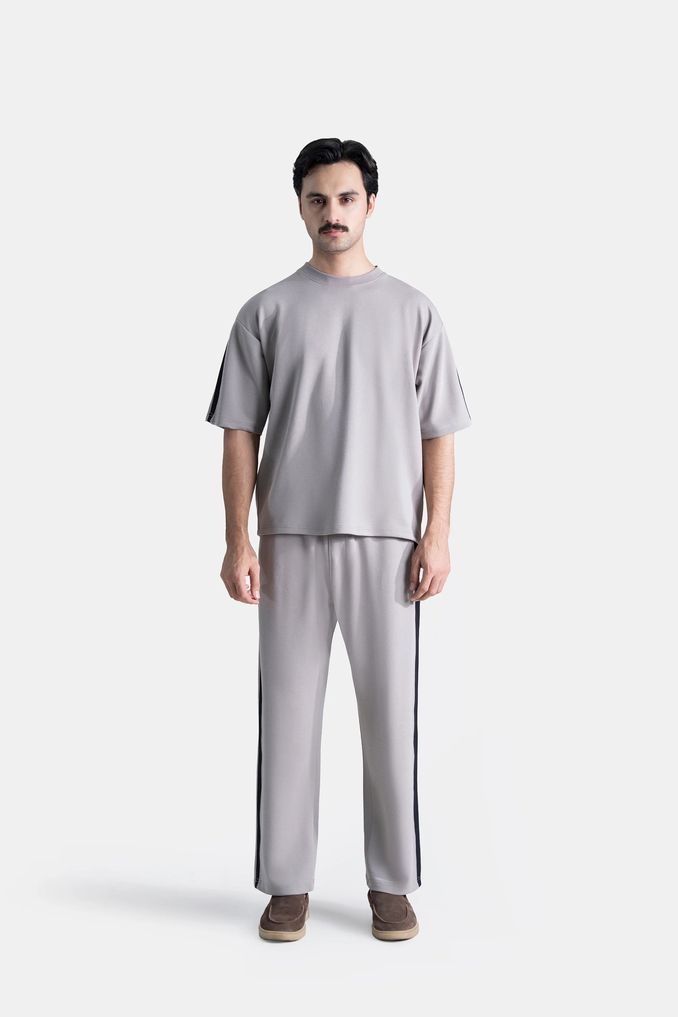 OVERSIZE T SHIRT GREY