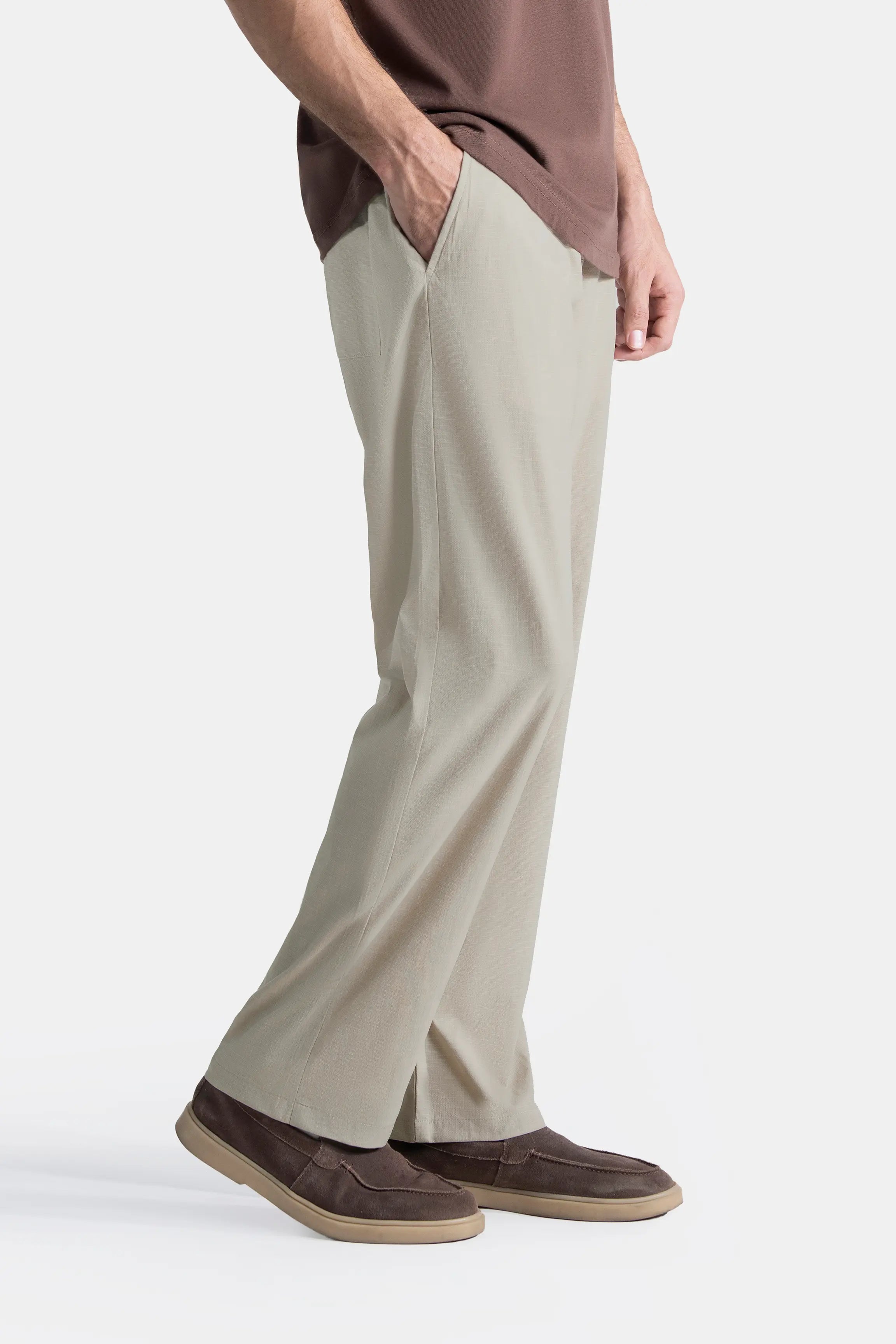 LOOSE FIT TROUSER WITH ELASTICATED WASTBAND KHAKI