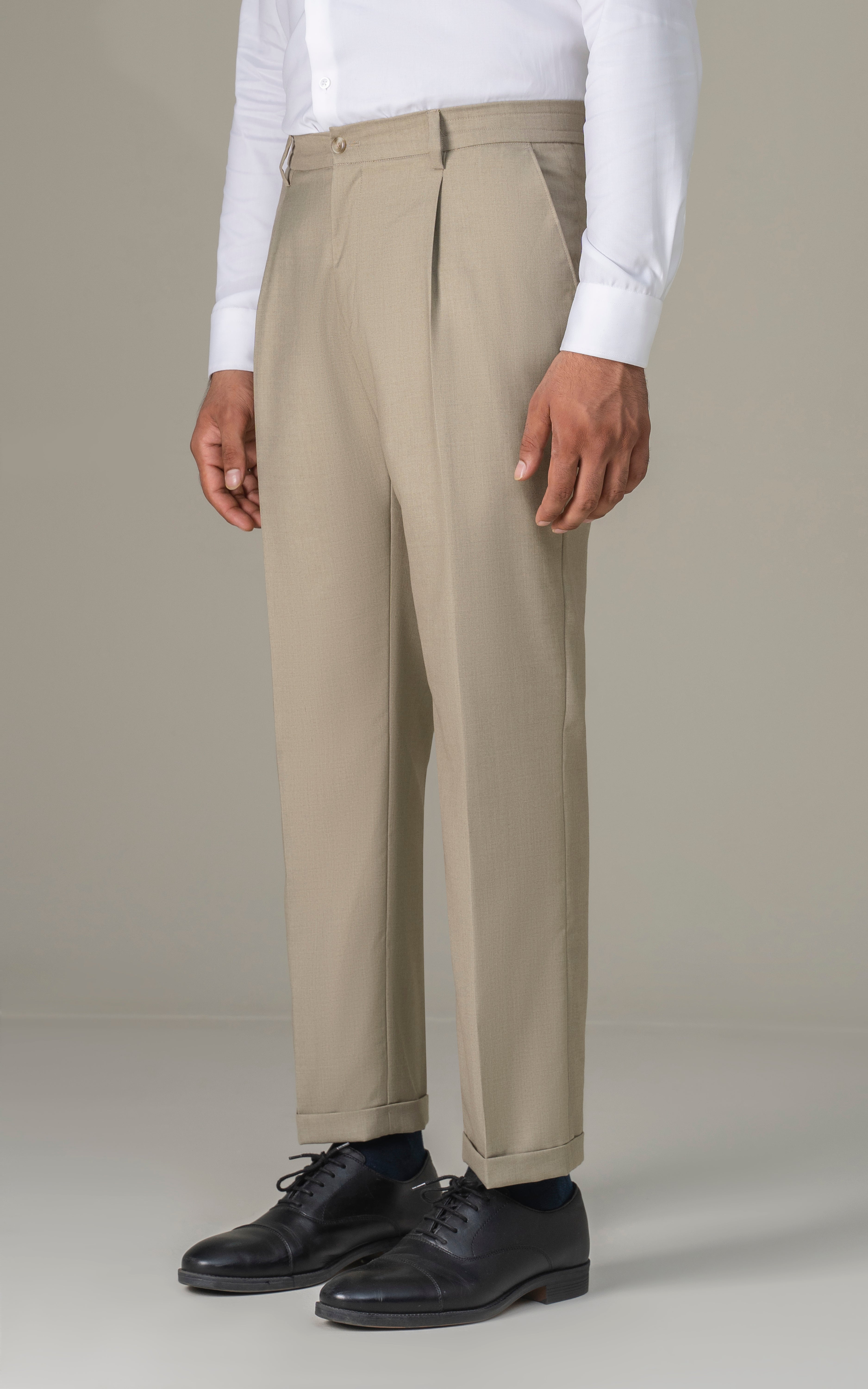 Elasticated pleated pant Khaki
