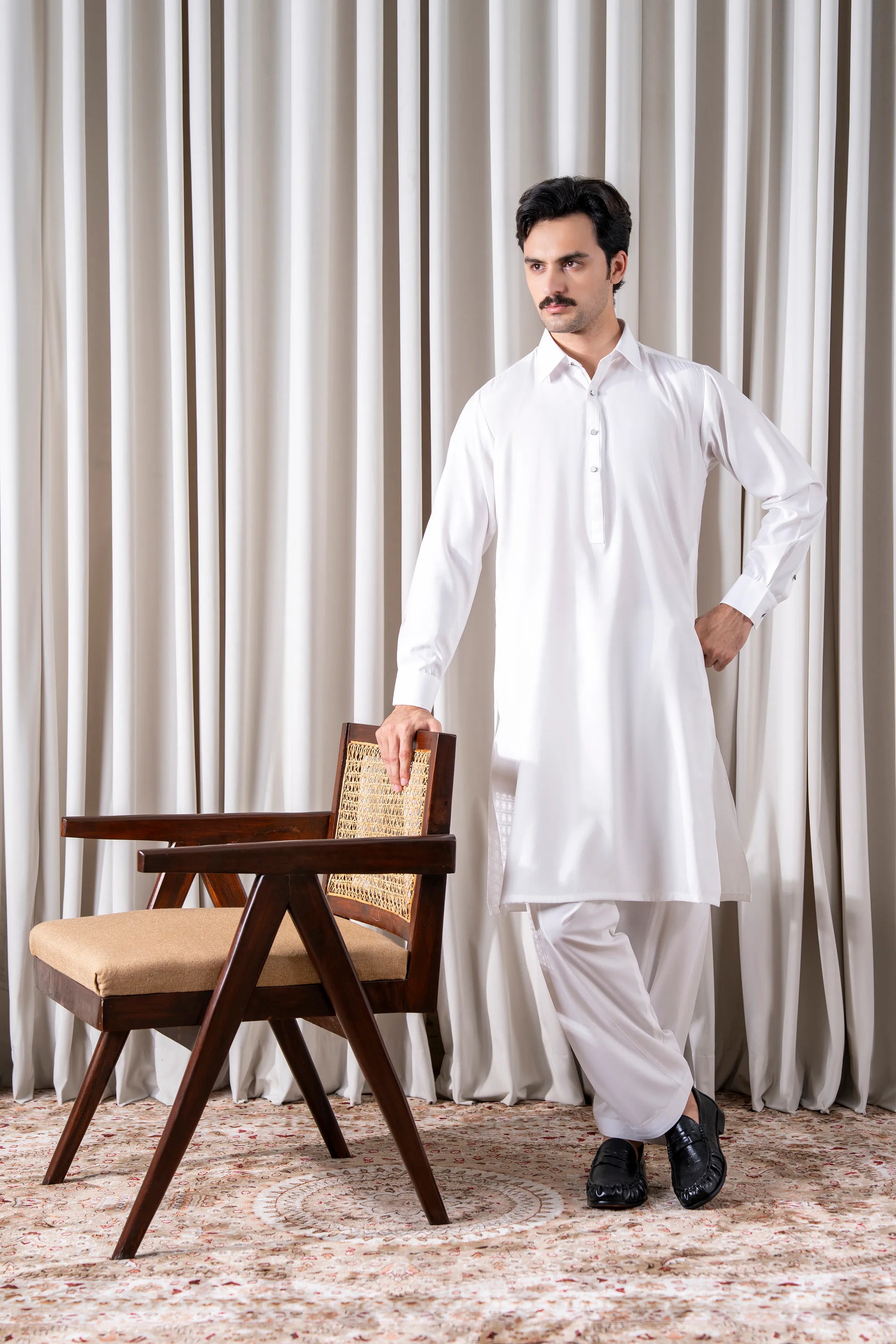 TEXTURED BLENDED KAMEEZ SHALWAR - SIGNATURE COLLECTION WHITE