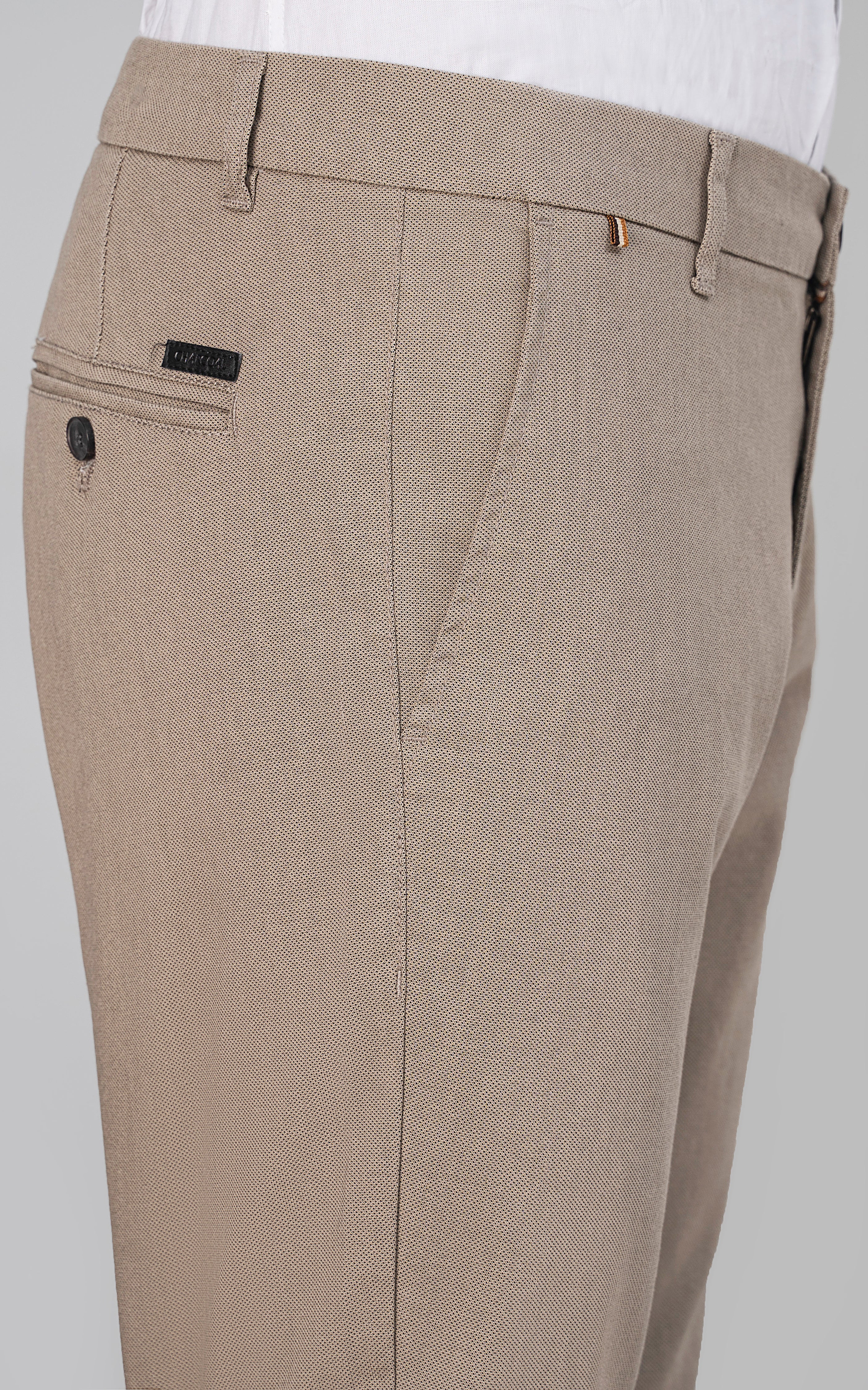 TEXTURED SMART FIT CASUAL PANT KHAKI