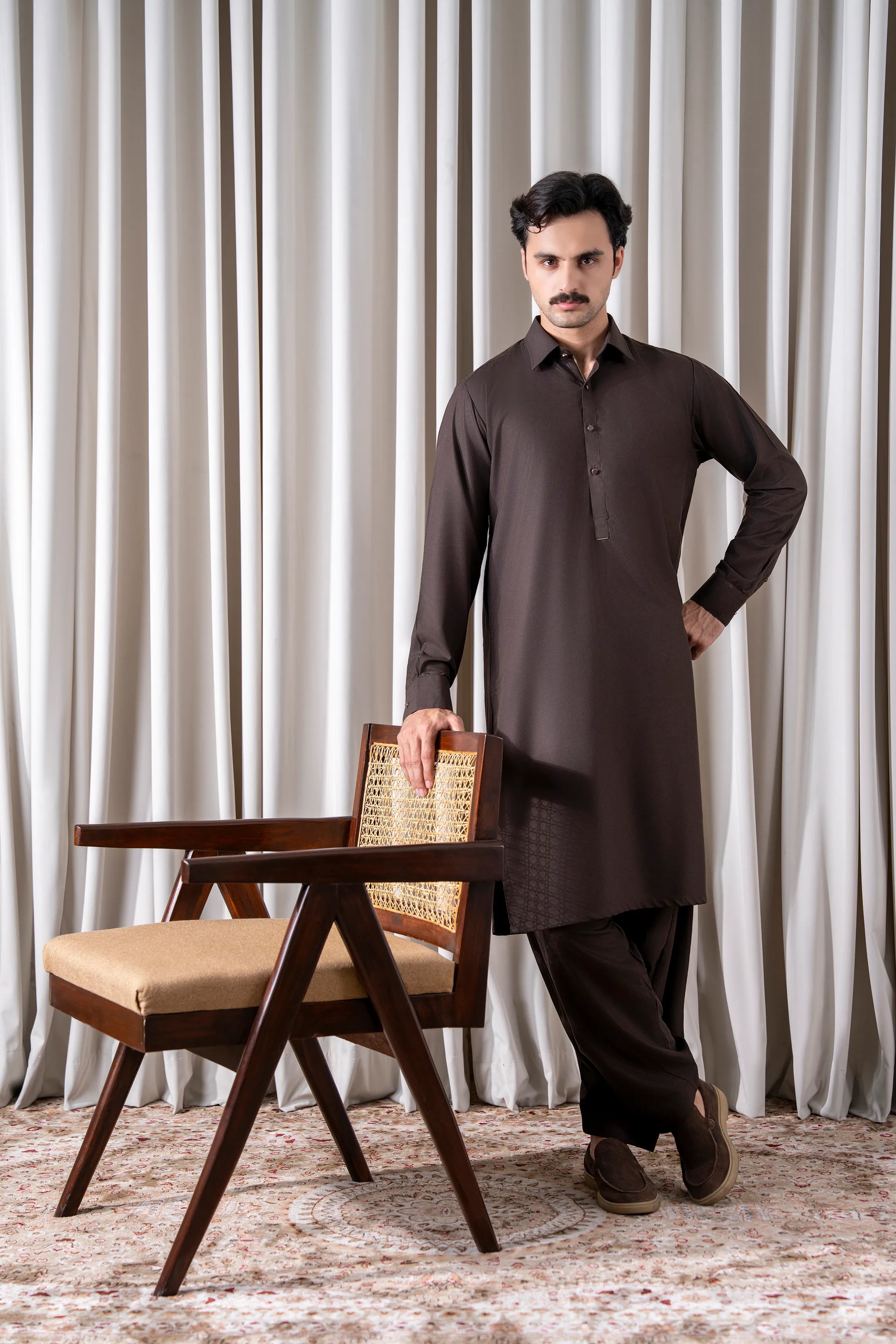 Chocolate brown kameez and shalwar set, long tunic with pockets and matching trousers