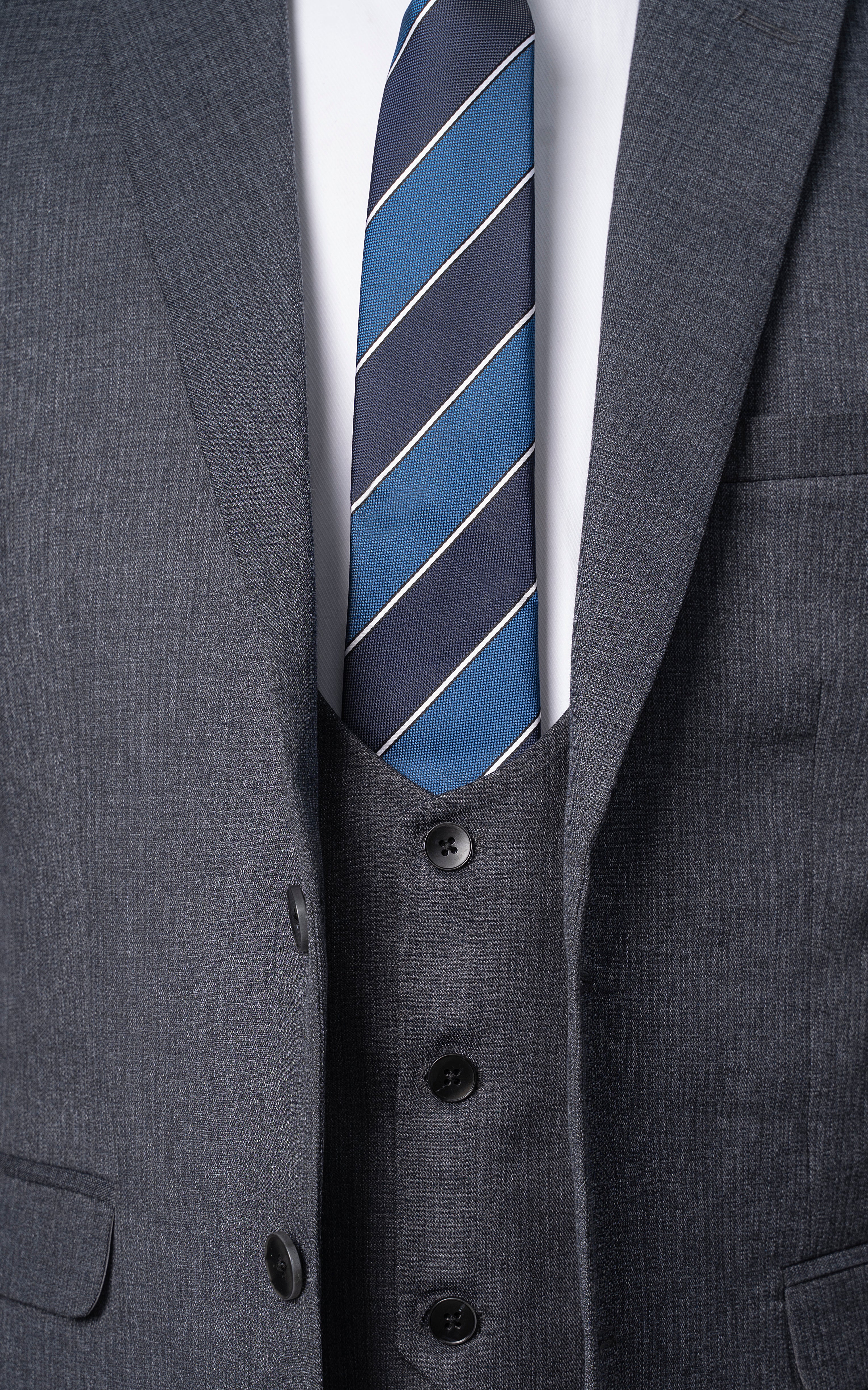 3 PIECE SUIT BLUISH GREY