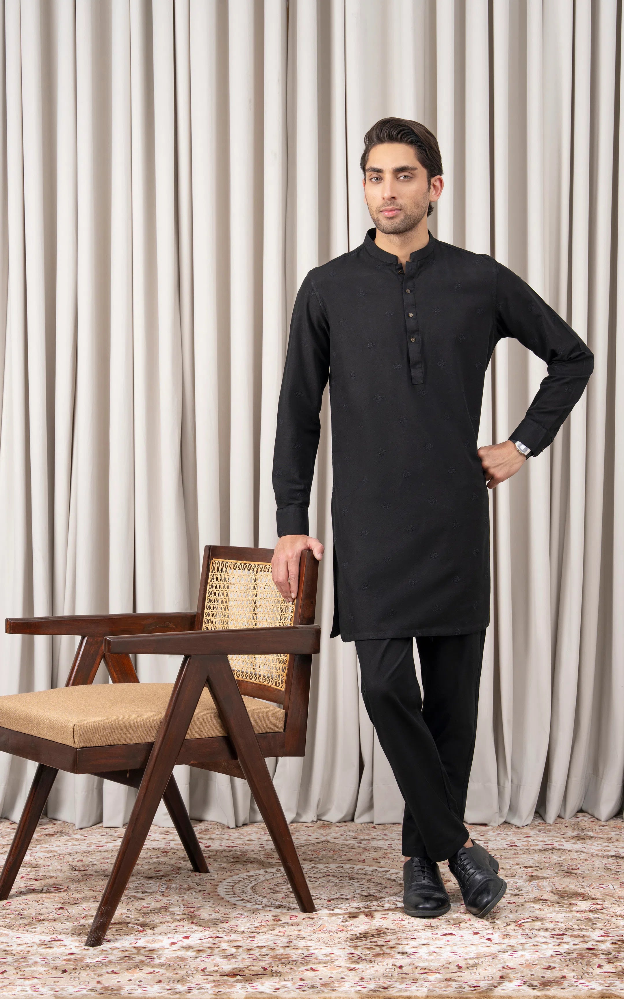 SPRAY EMBROIDERED KURTA PAJAMA - PREMIUM COLLECTION BLACK