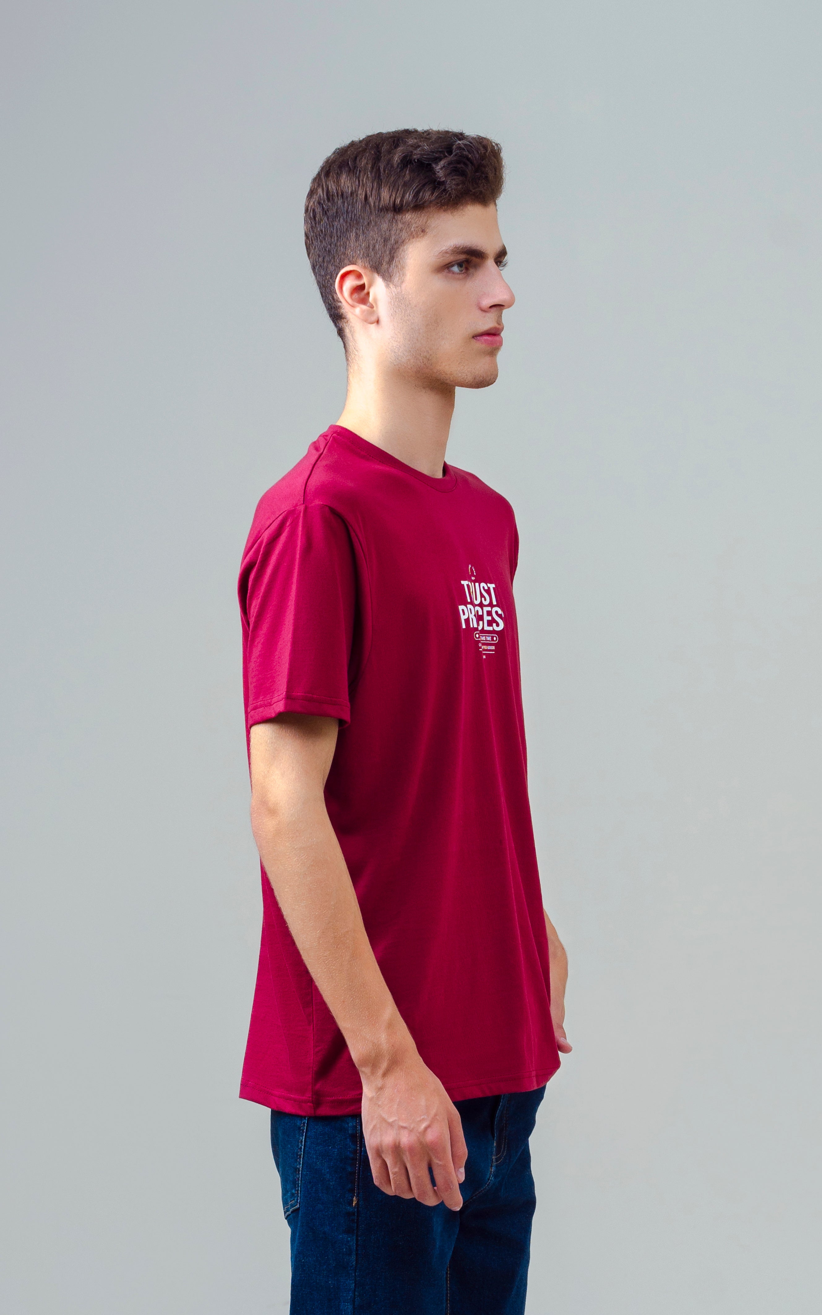 REGULAR FIT GRAPHIC T SHIRT MAROON