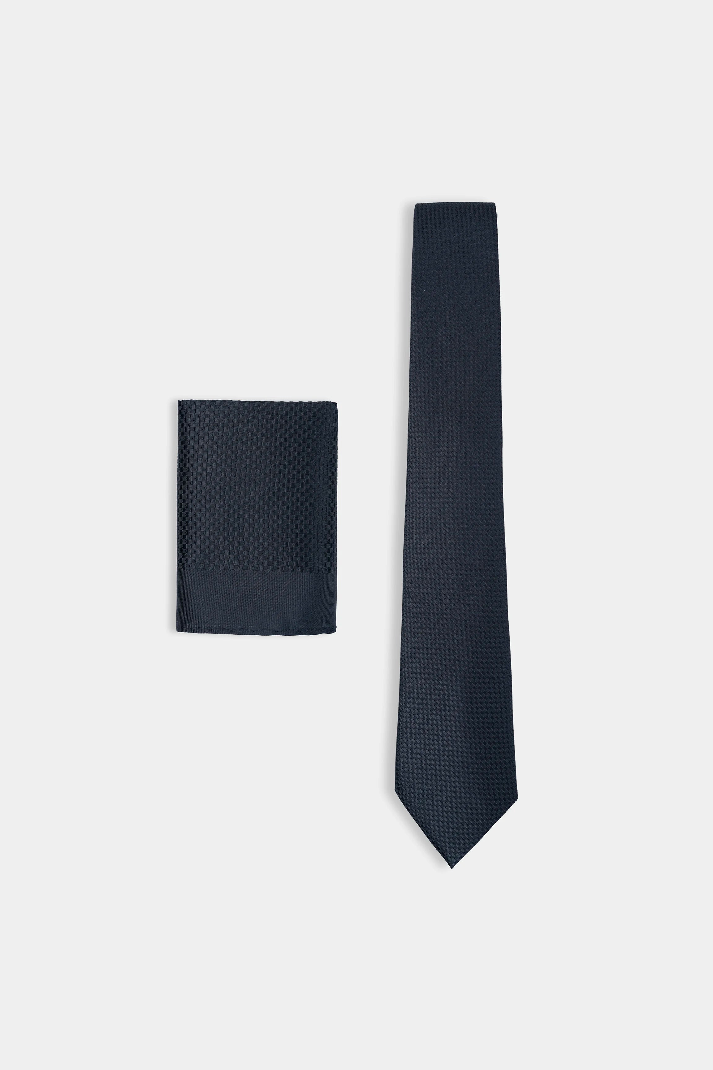 TIE SET