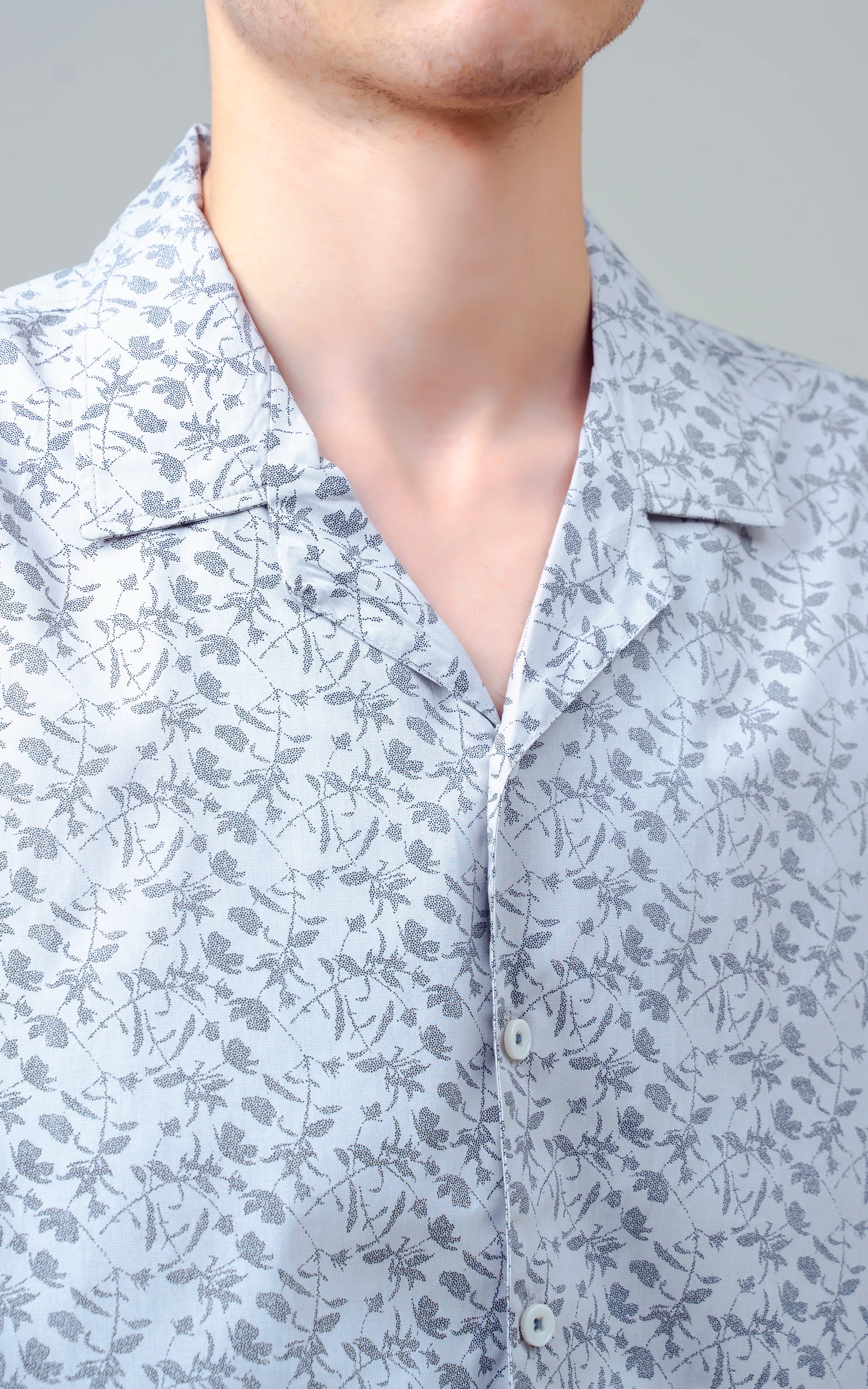 CUBAN COLLAR SHORT SLEEVES SHIRT GREY PRINTED