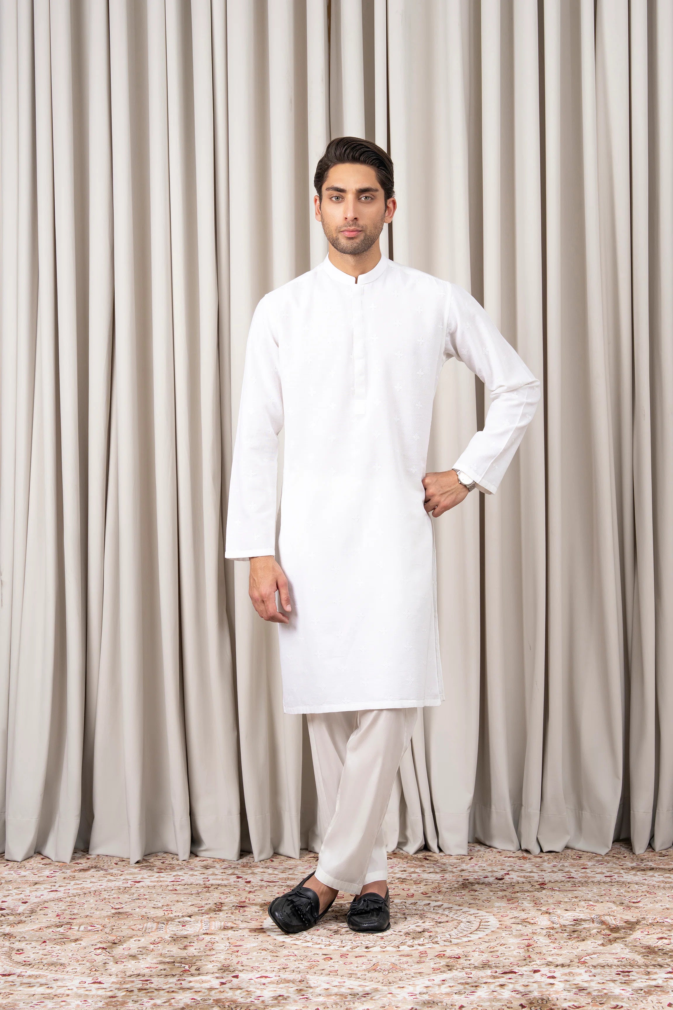 EMBROIDERED KURTA - SIGNATURE COLLECTION WHITE