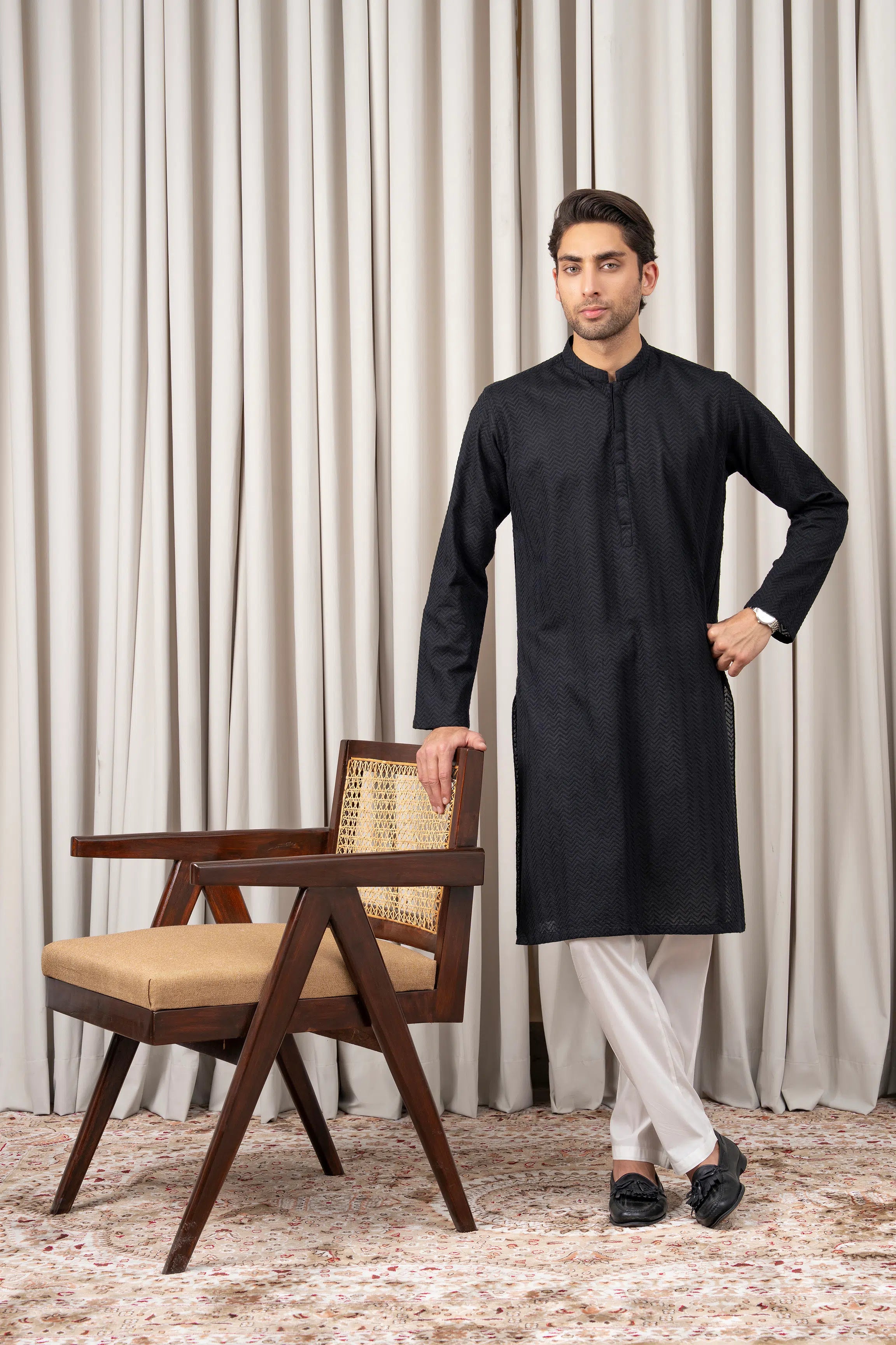 EMBROIDERED KURTA - SIGNATURE COLLECTION BLACK