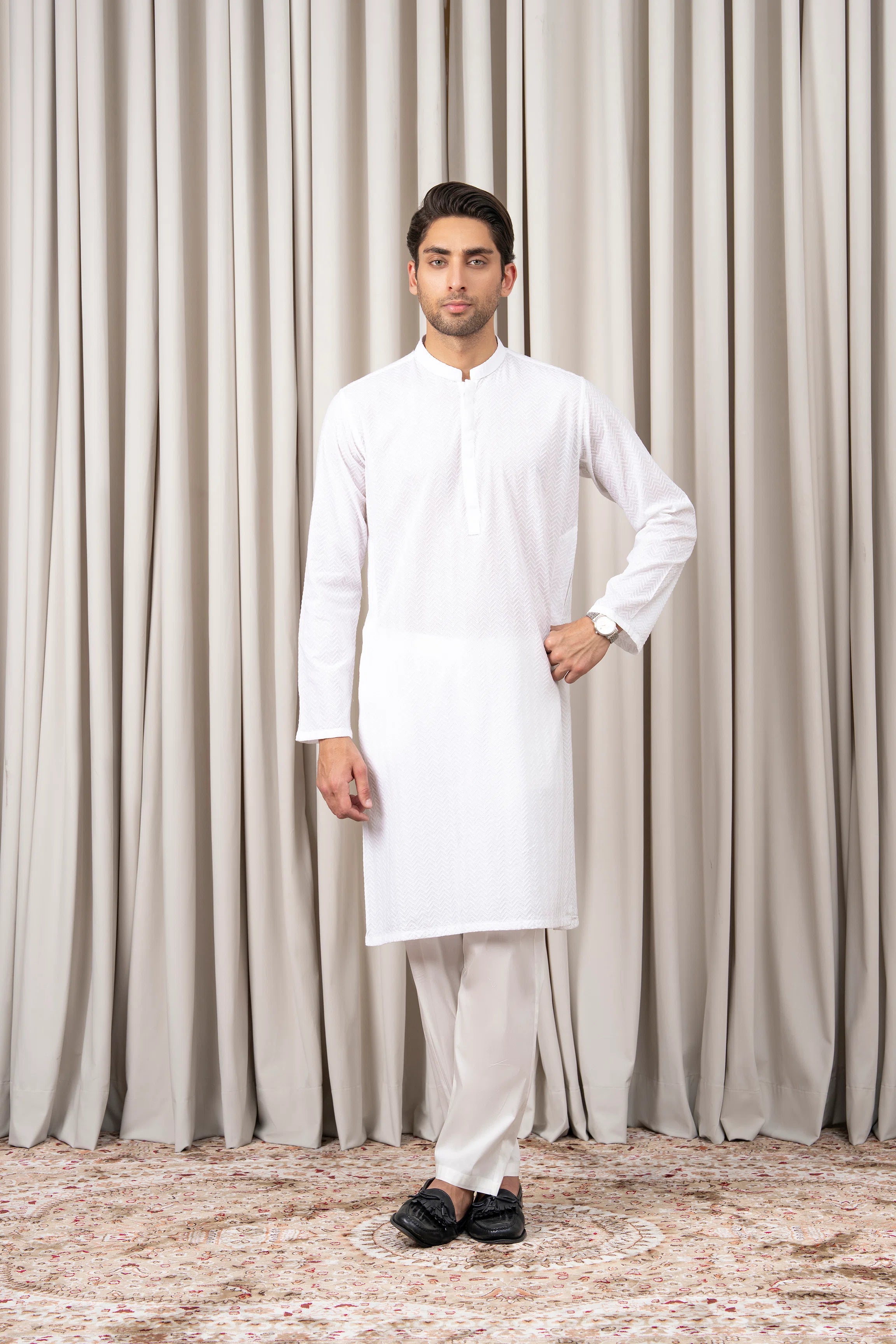 EMBROIDERED KURTA - SIGNATURE COLLECTION WHITE