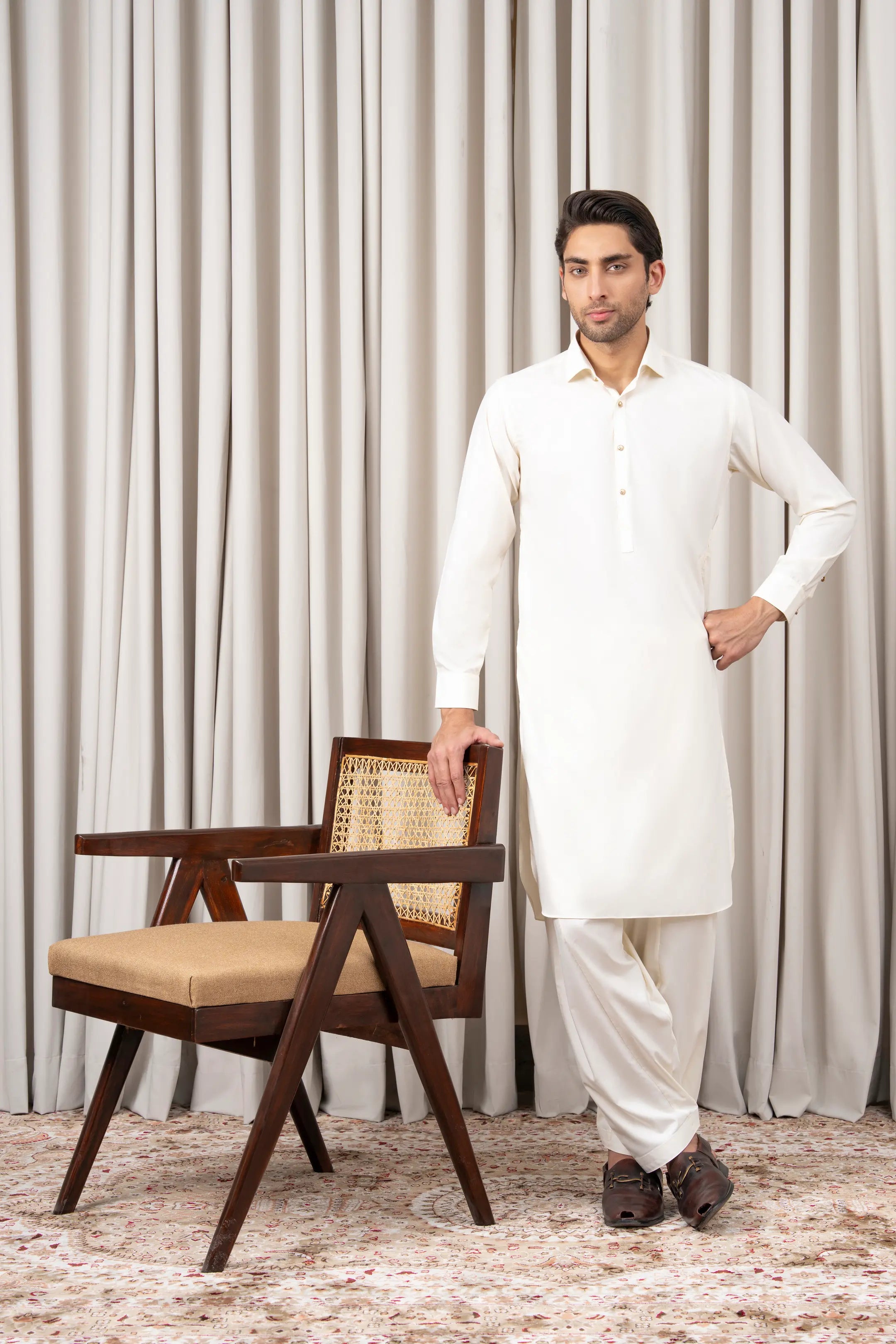 BLENDED KAMEEZ SHALWAR - PREMIUM COLLECTION OFF WHITE