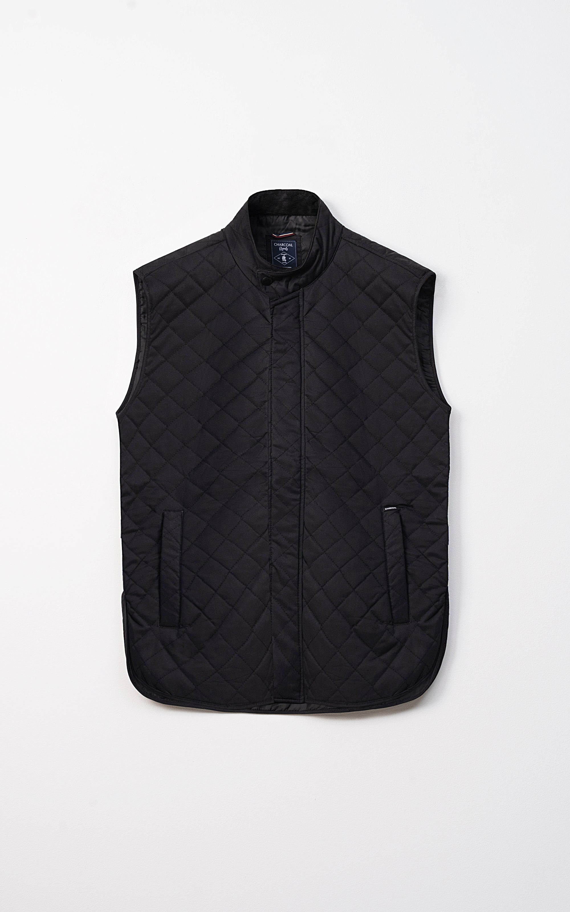 QUILTED SLEEVELESS JACKET BLACK