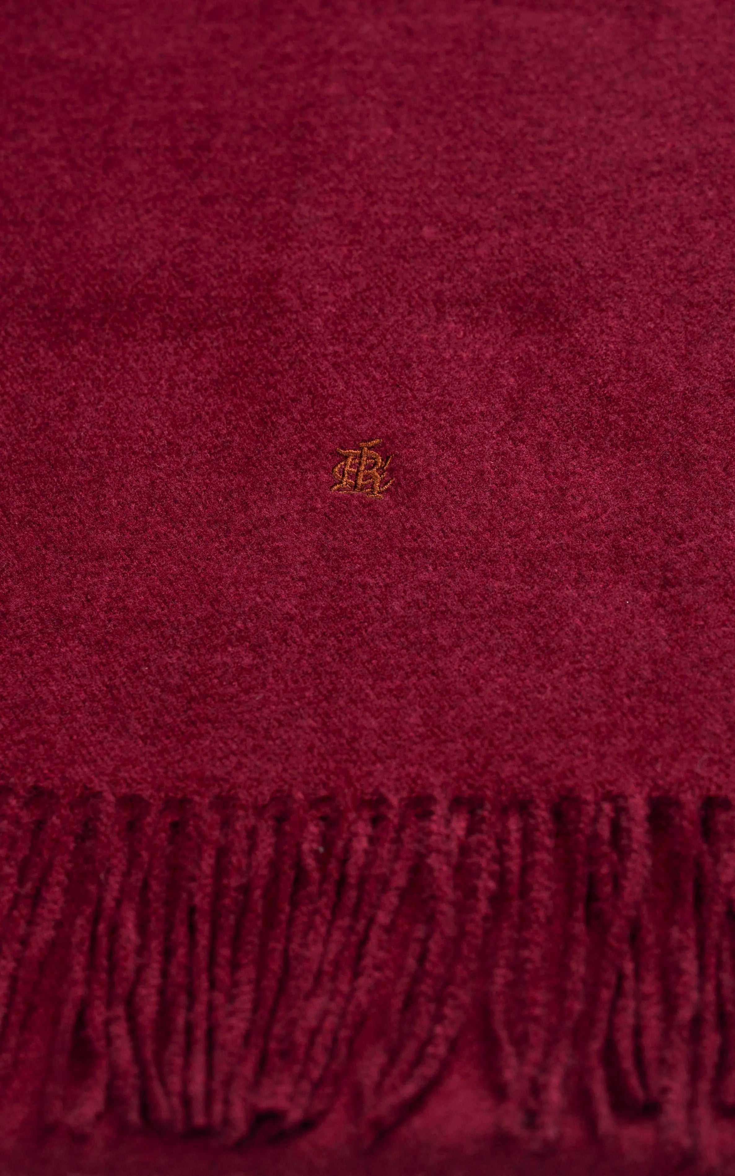 PLAIN EMBROIDERY SCARF