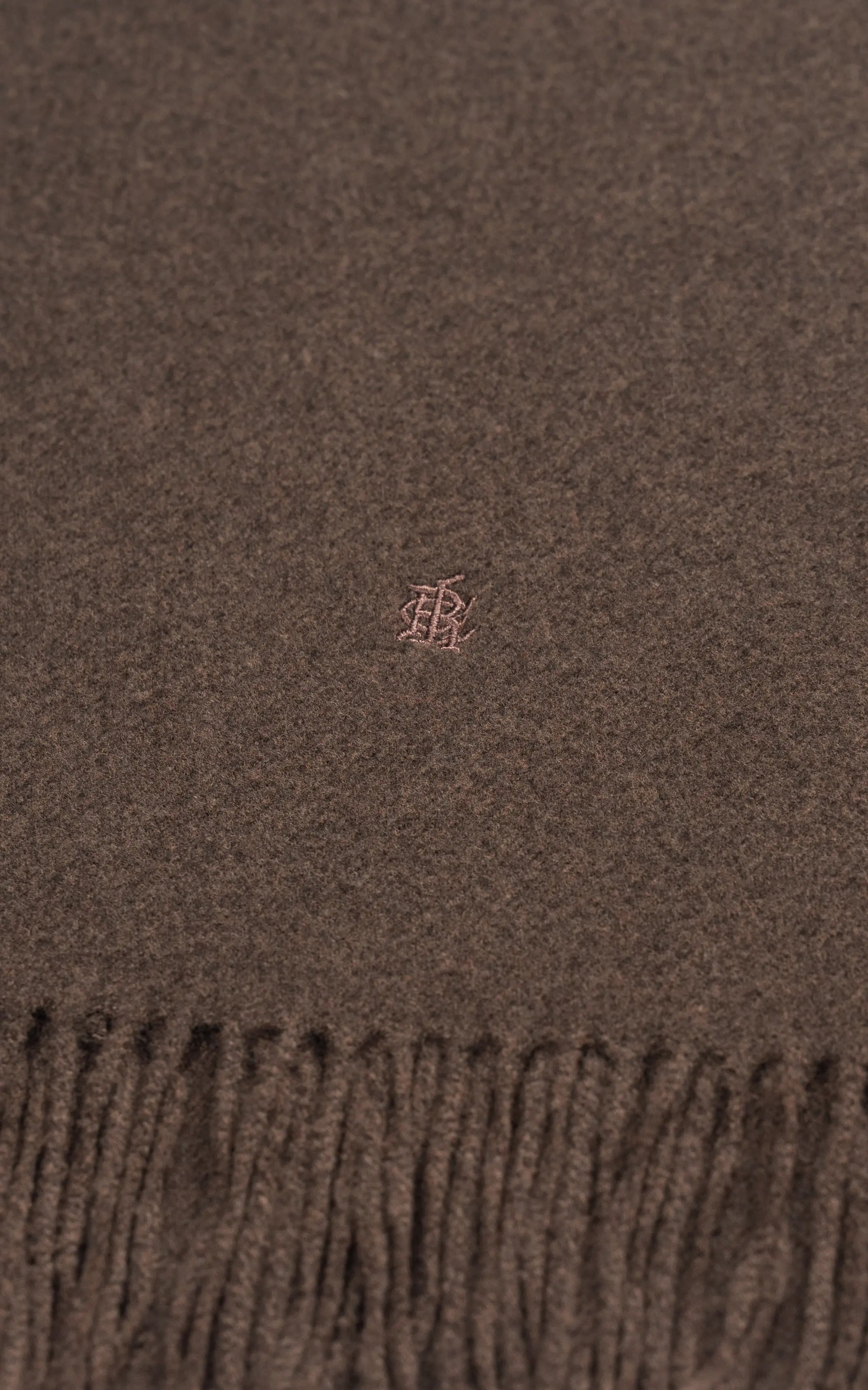 PLAIN EMBROIDERY SCARF