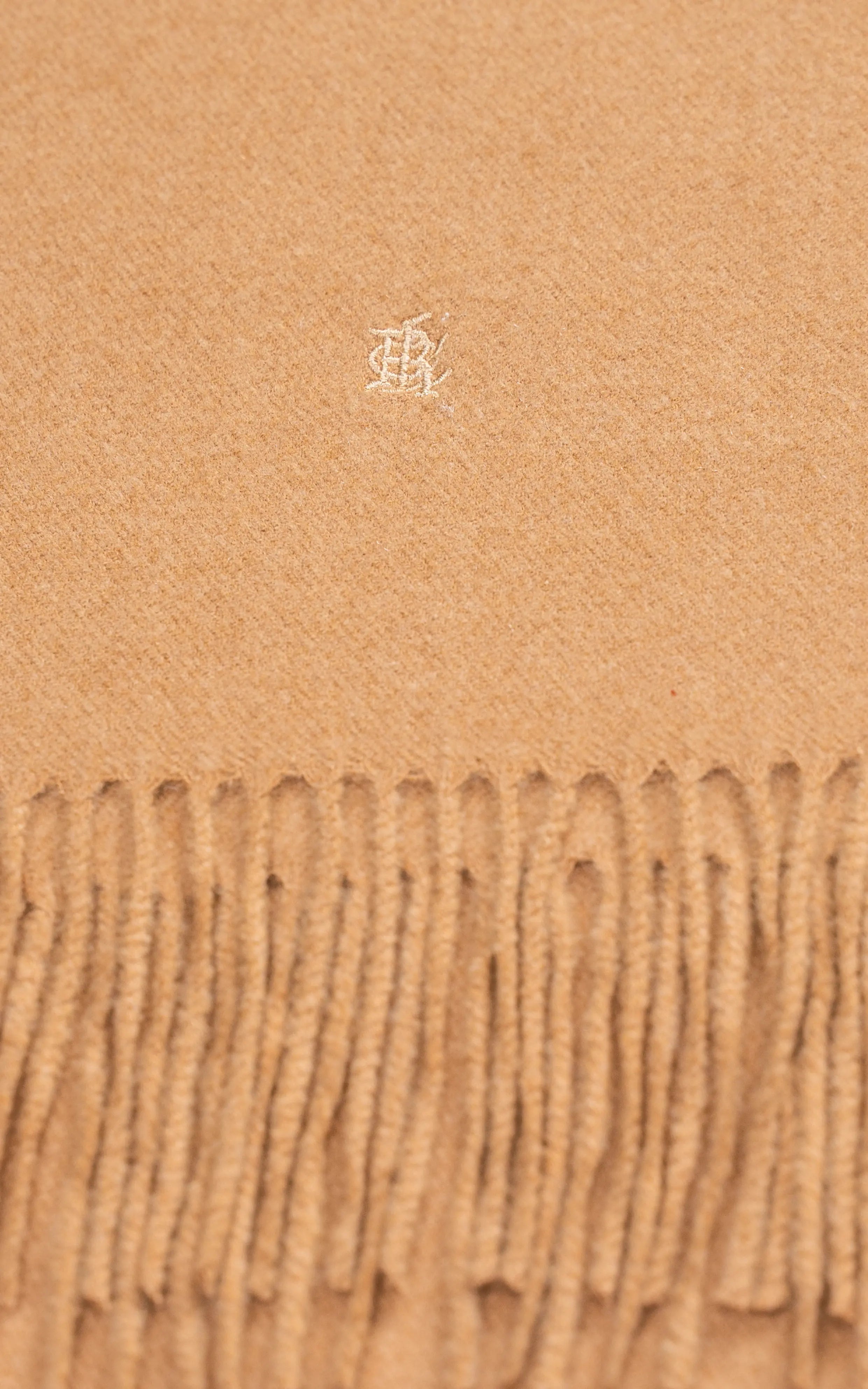 PLAIN EMBROIDERY SCARF