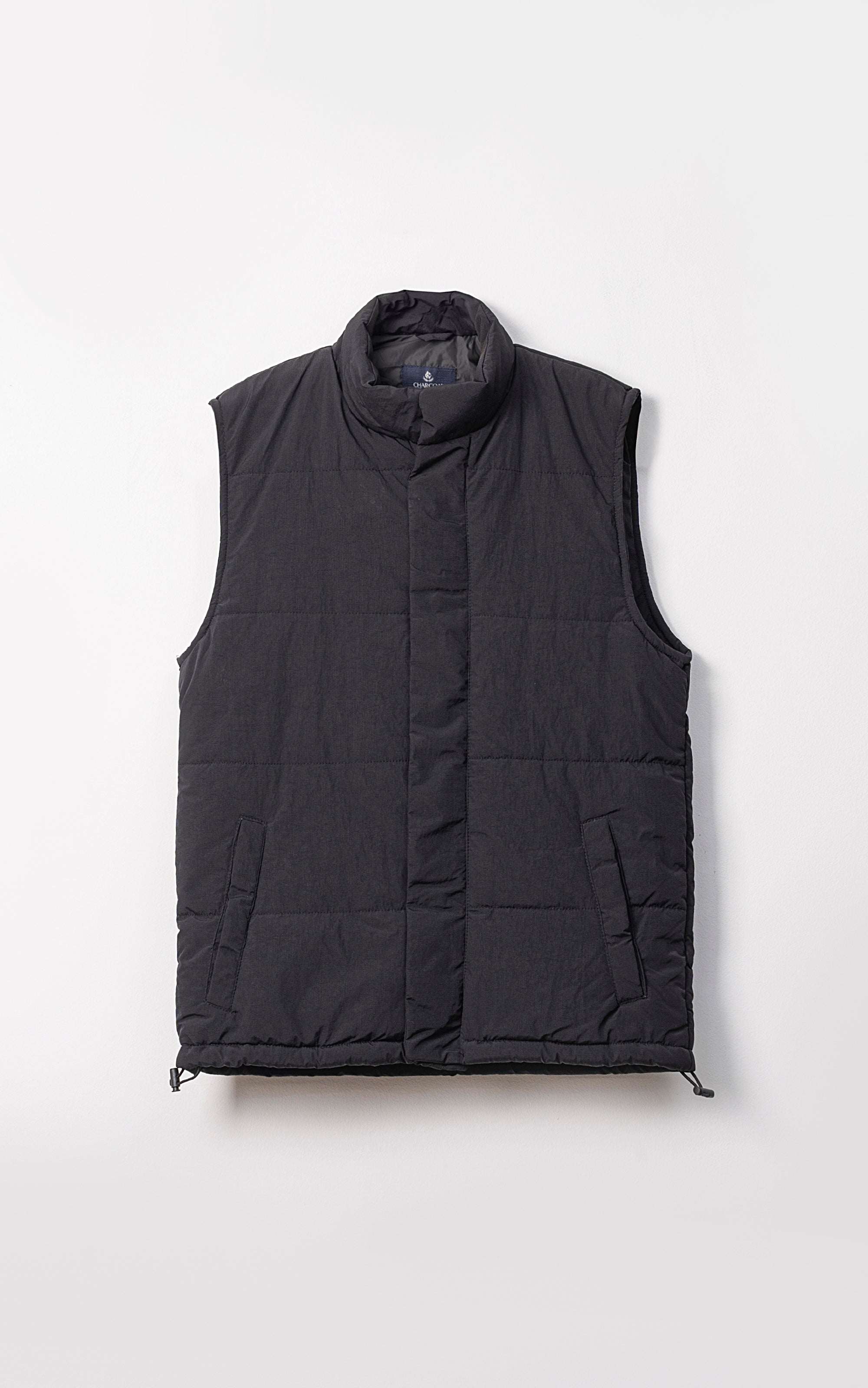 SLEEVELESS QUILTED JACKET BLACK