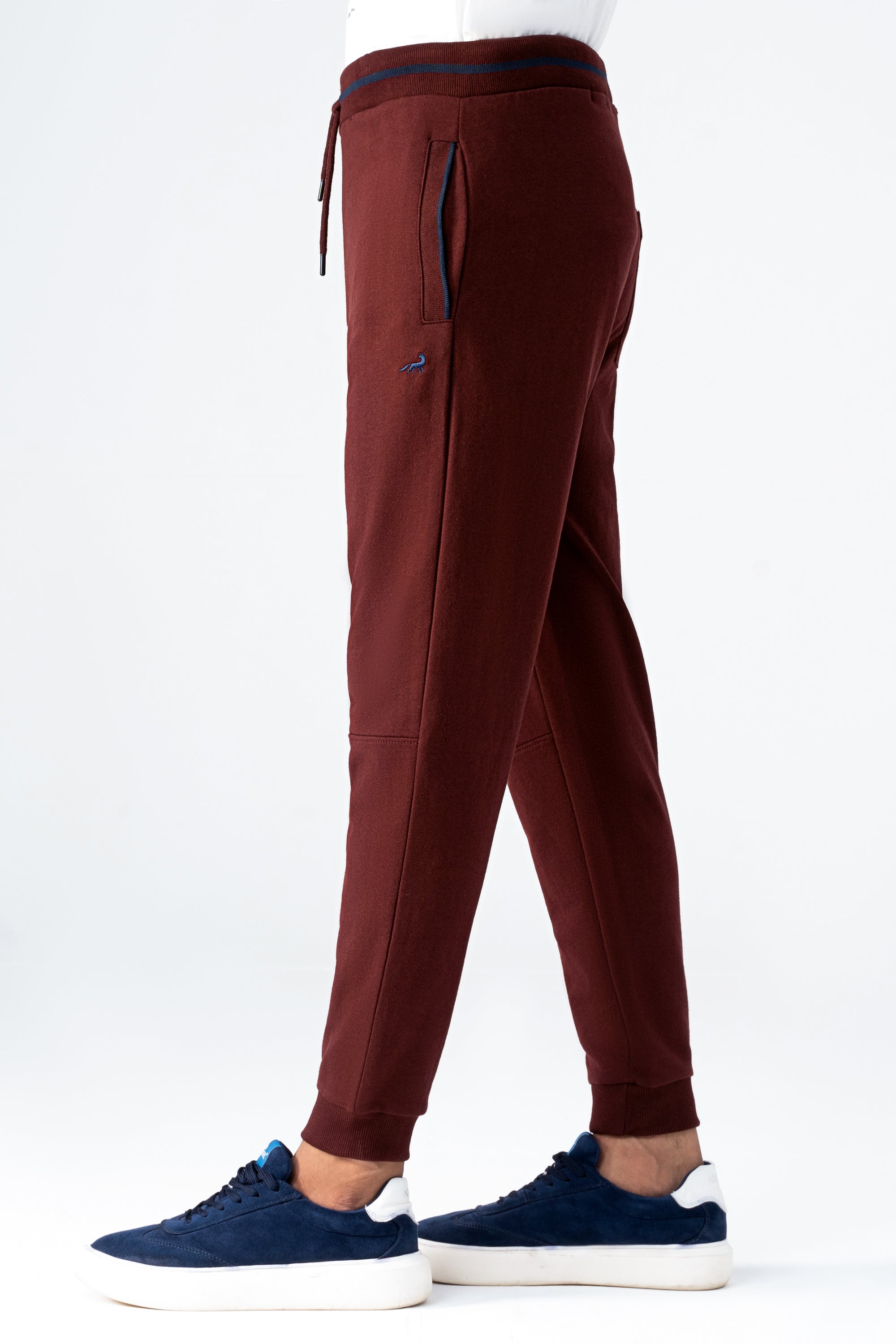 SIGNATURE TIPPING JOGGER TROUSER MAROON
