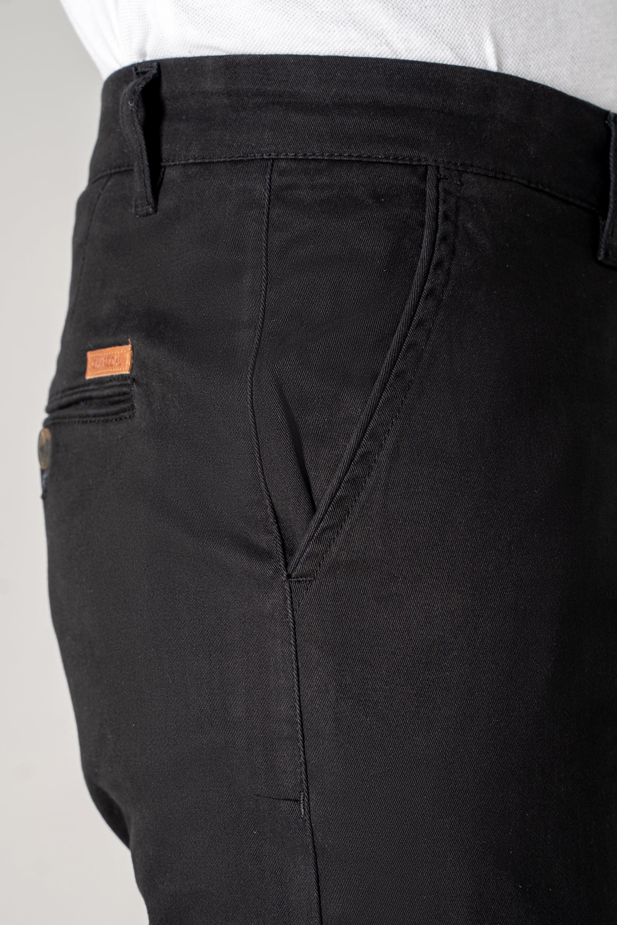 CROSS POCKET CASUAL PANT BLACK