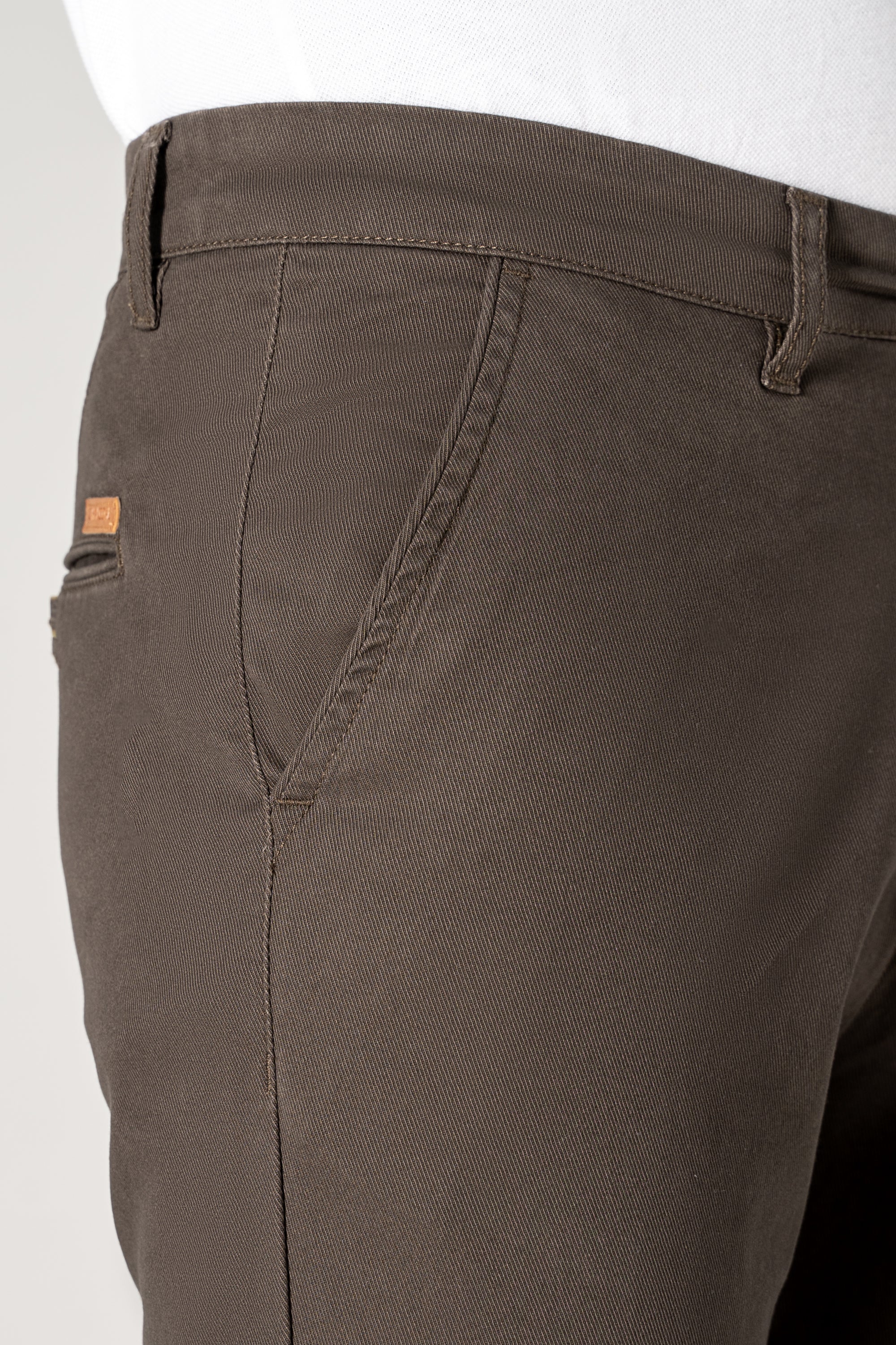 CROSS POCKET CASUAL PANT DARK KHAKI