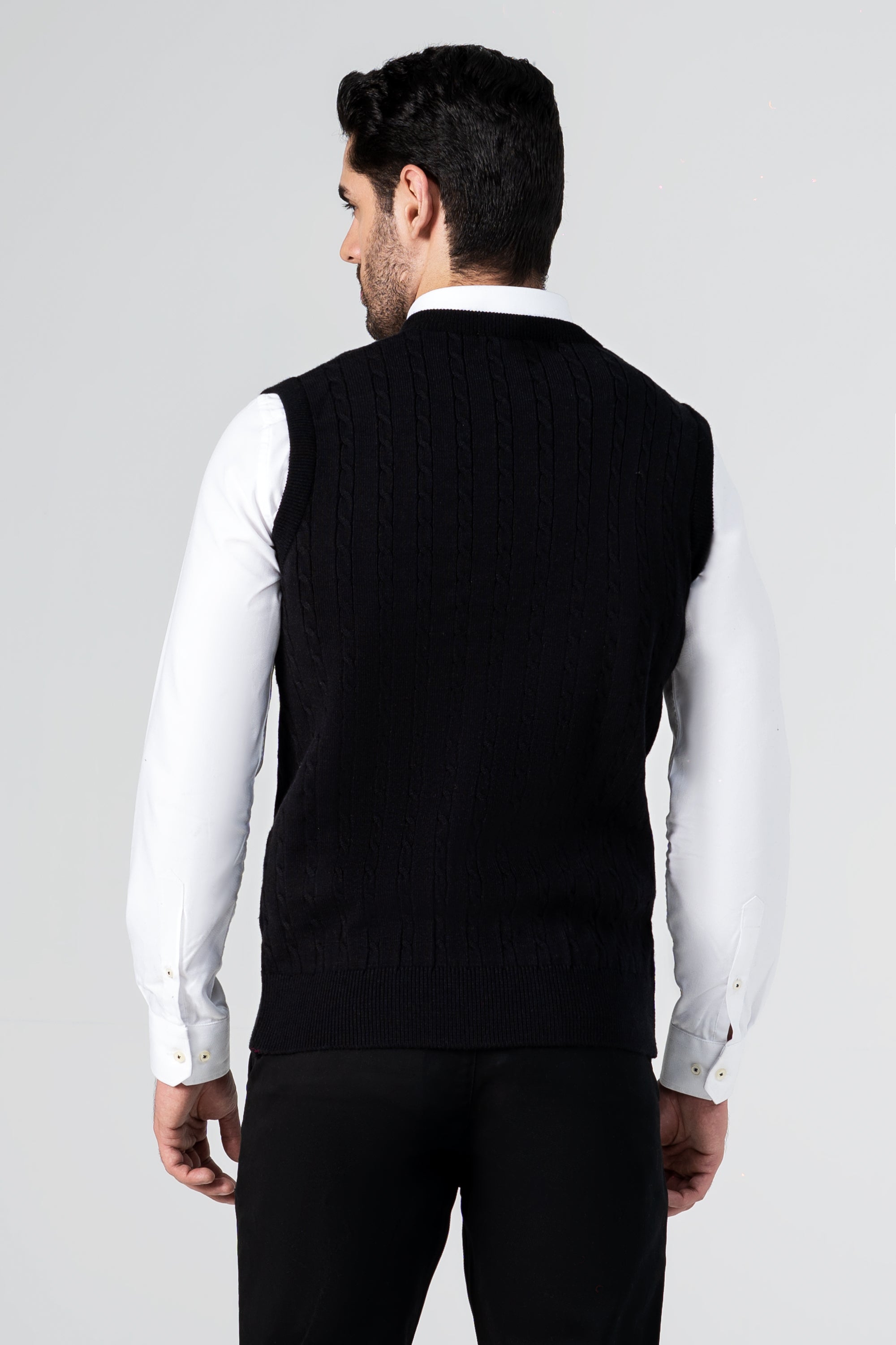 Twisted Cable Knit Sweater black