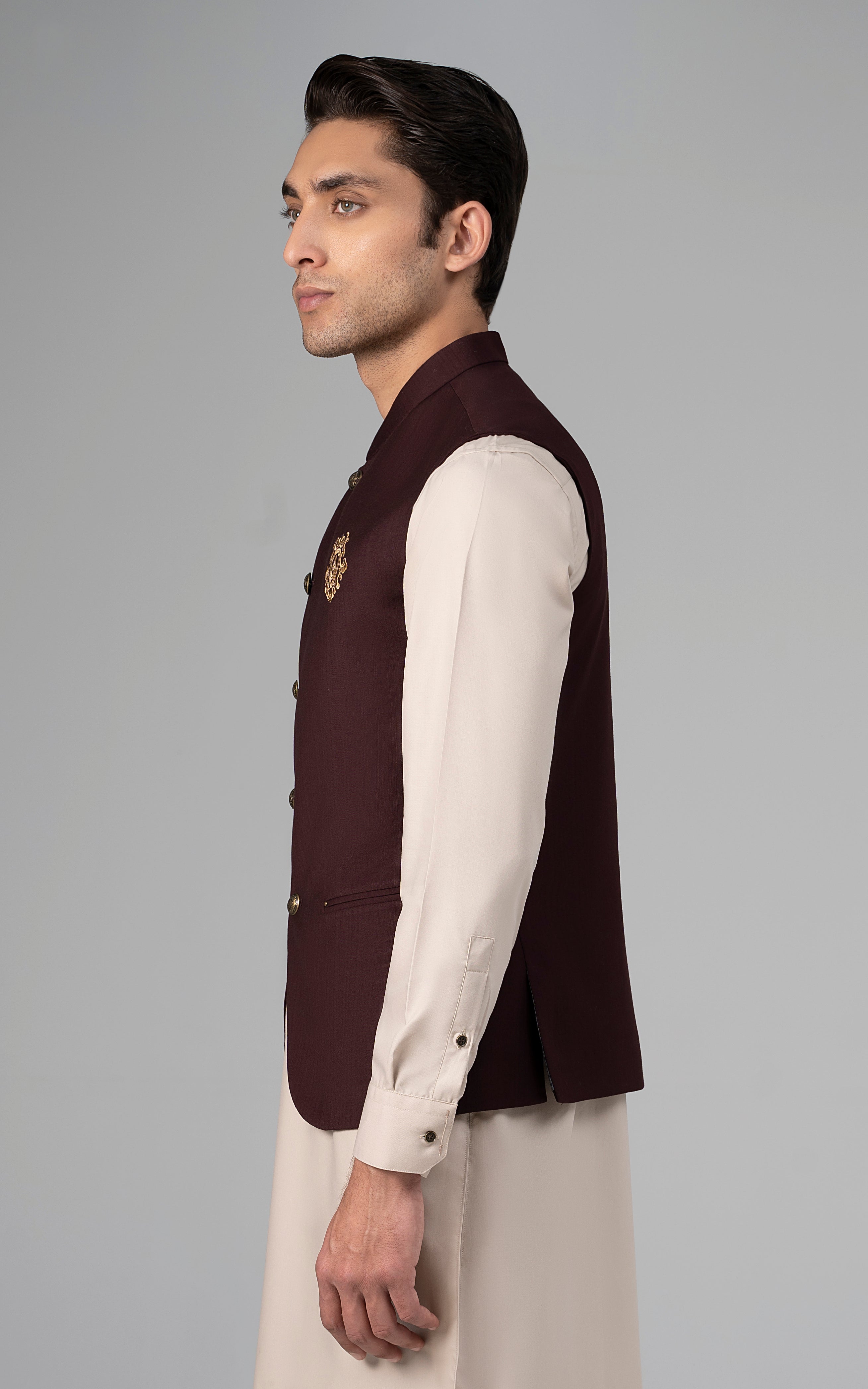 TROPICAL LOGO EMBROIDERED WAISTCOAT - SIGATURE COLLECTION DEEP MAROON