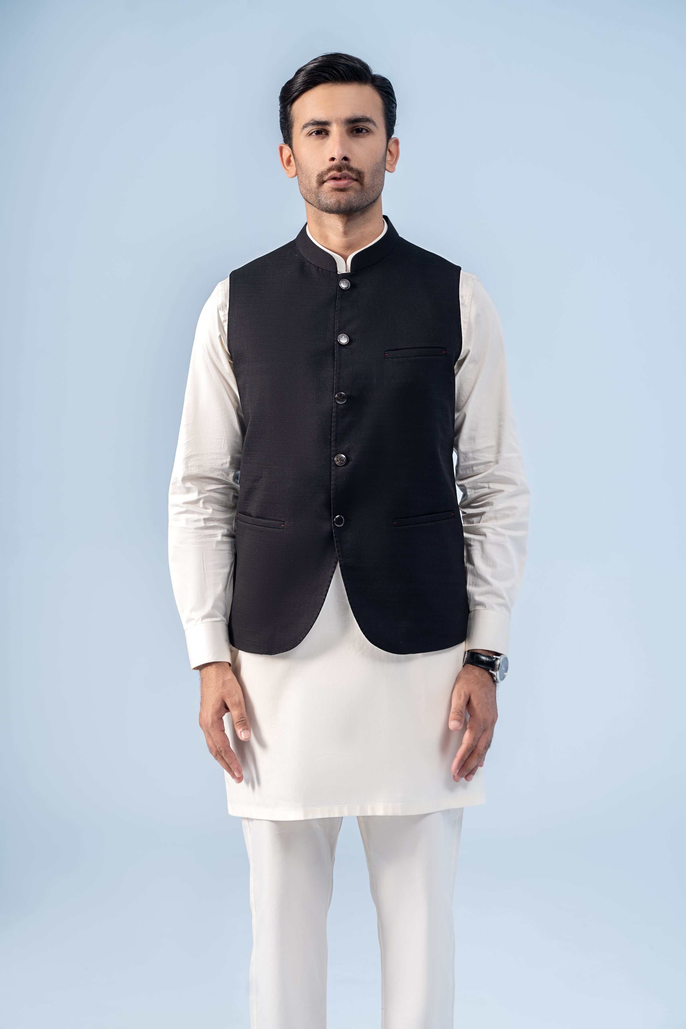 Men's Silk Blend White Kurta With Pyjama & Royal Blue Printed Nehru Jacket  at Rs 1607 | Silk Kurta Pajama | ID: 2849568200648