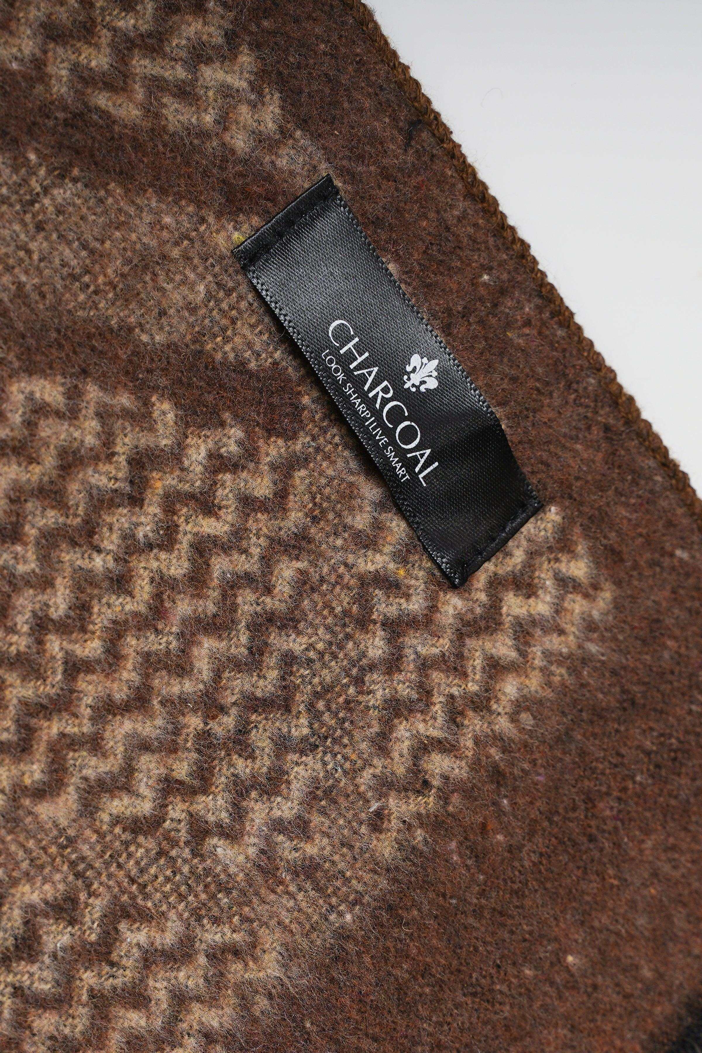 Scarf in dark brown and tan houndstooth with brand label detail